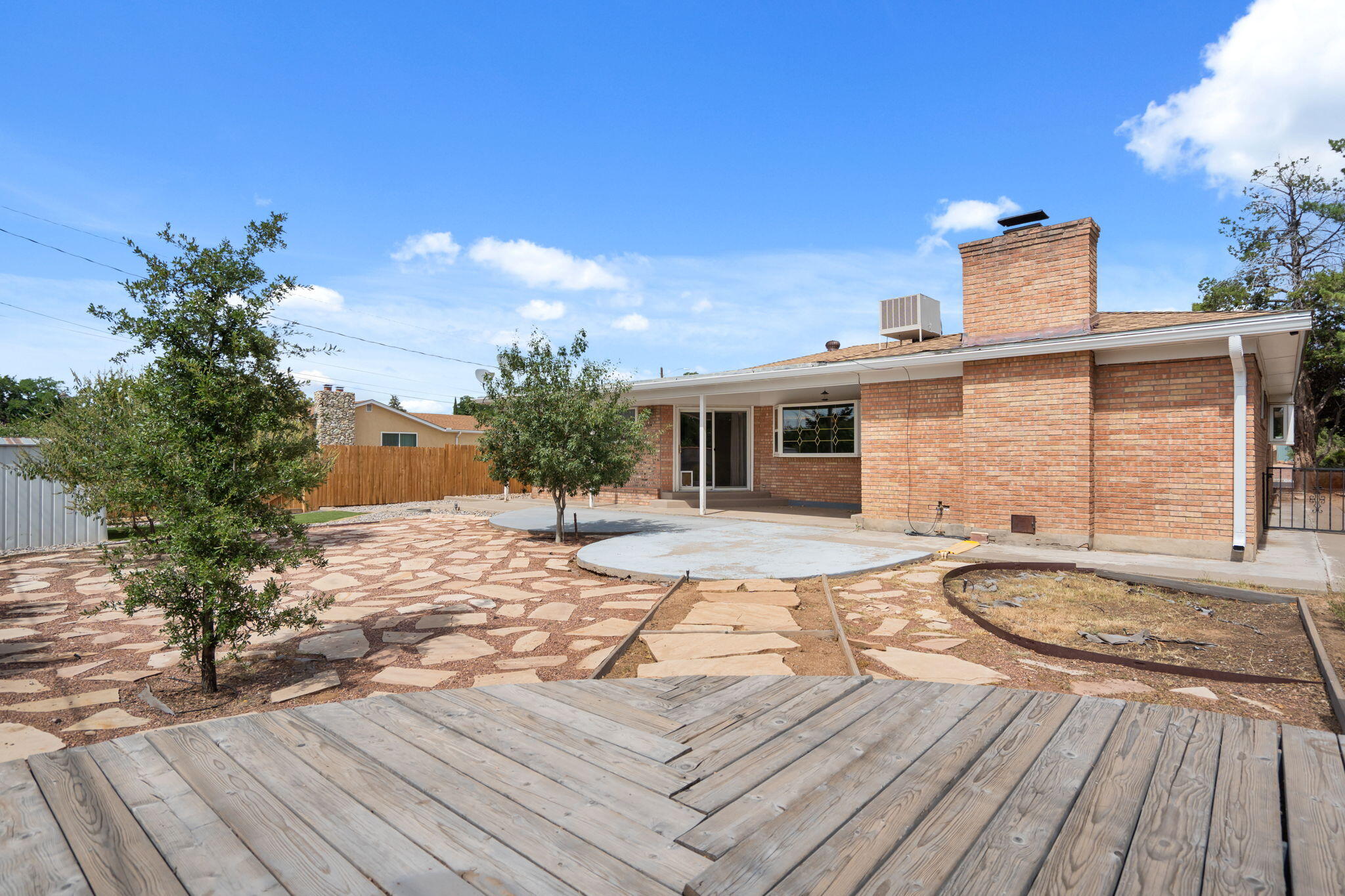 Photo 12 — 2829 San Pablo Street NE