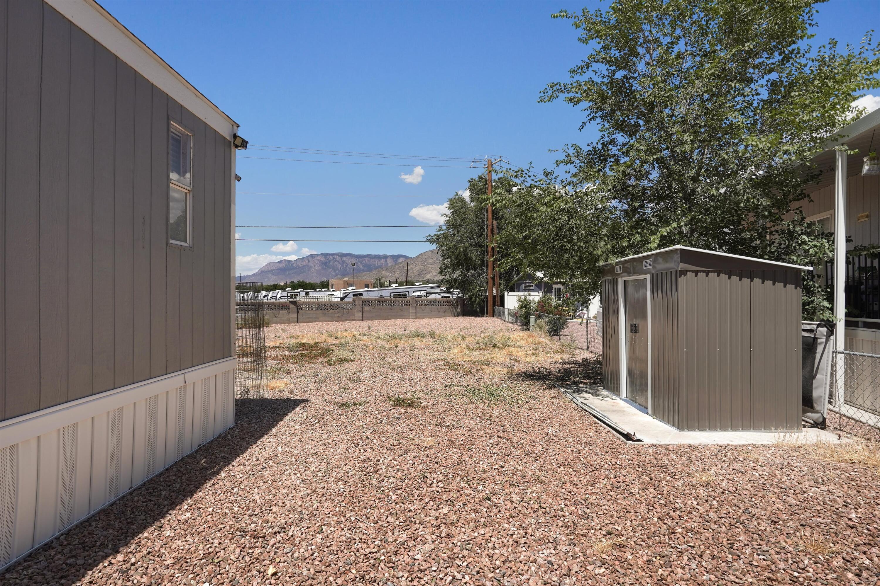 Photo 2 — 312 Coyote Lane SE