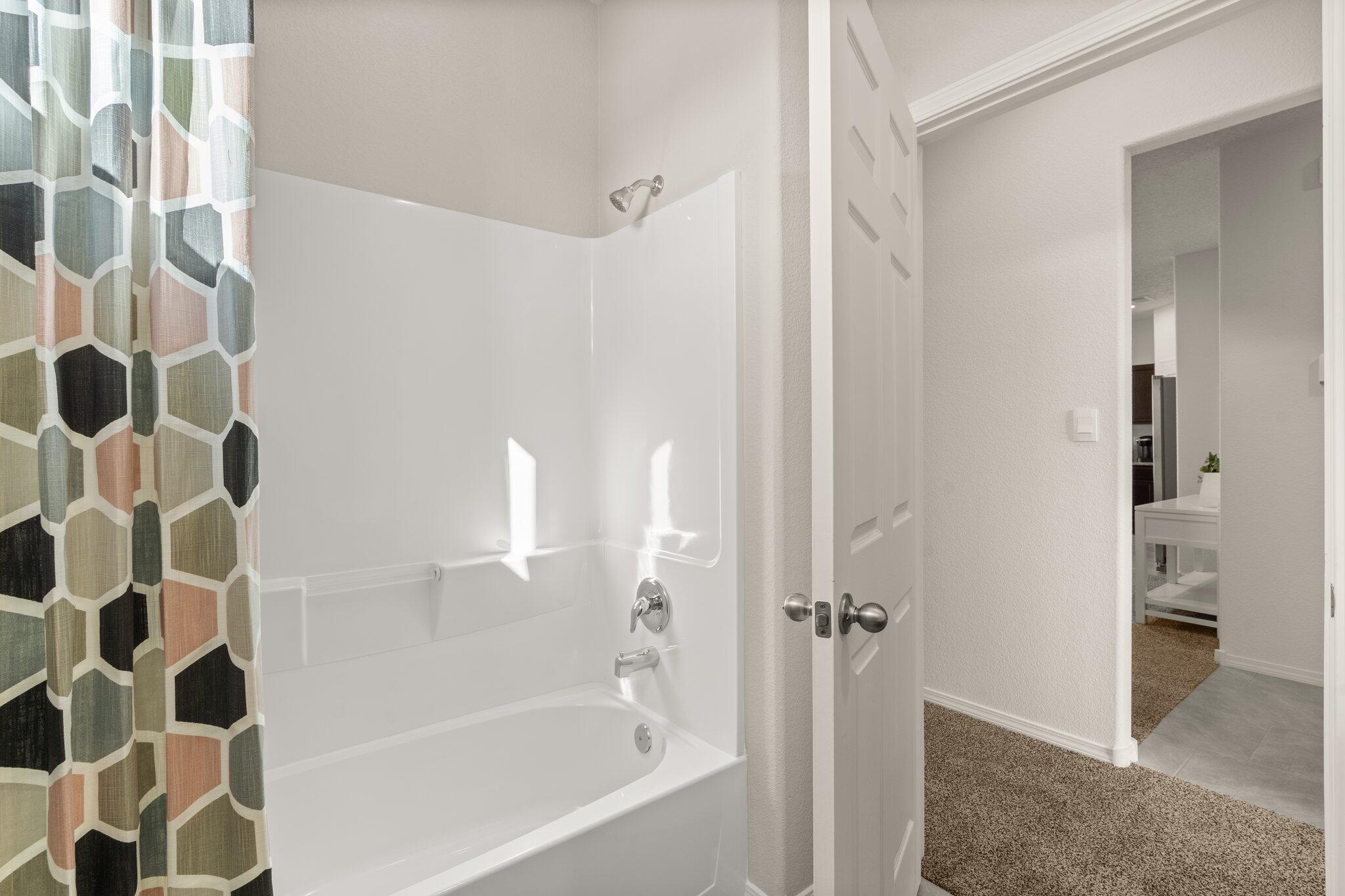 Photo 5 — 1503 Las Colinas Road NW
