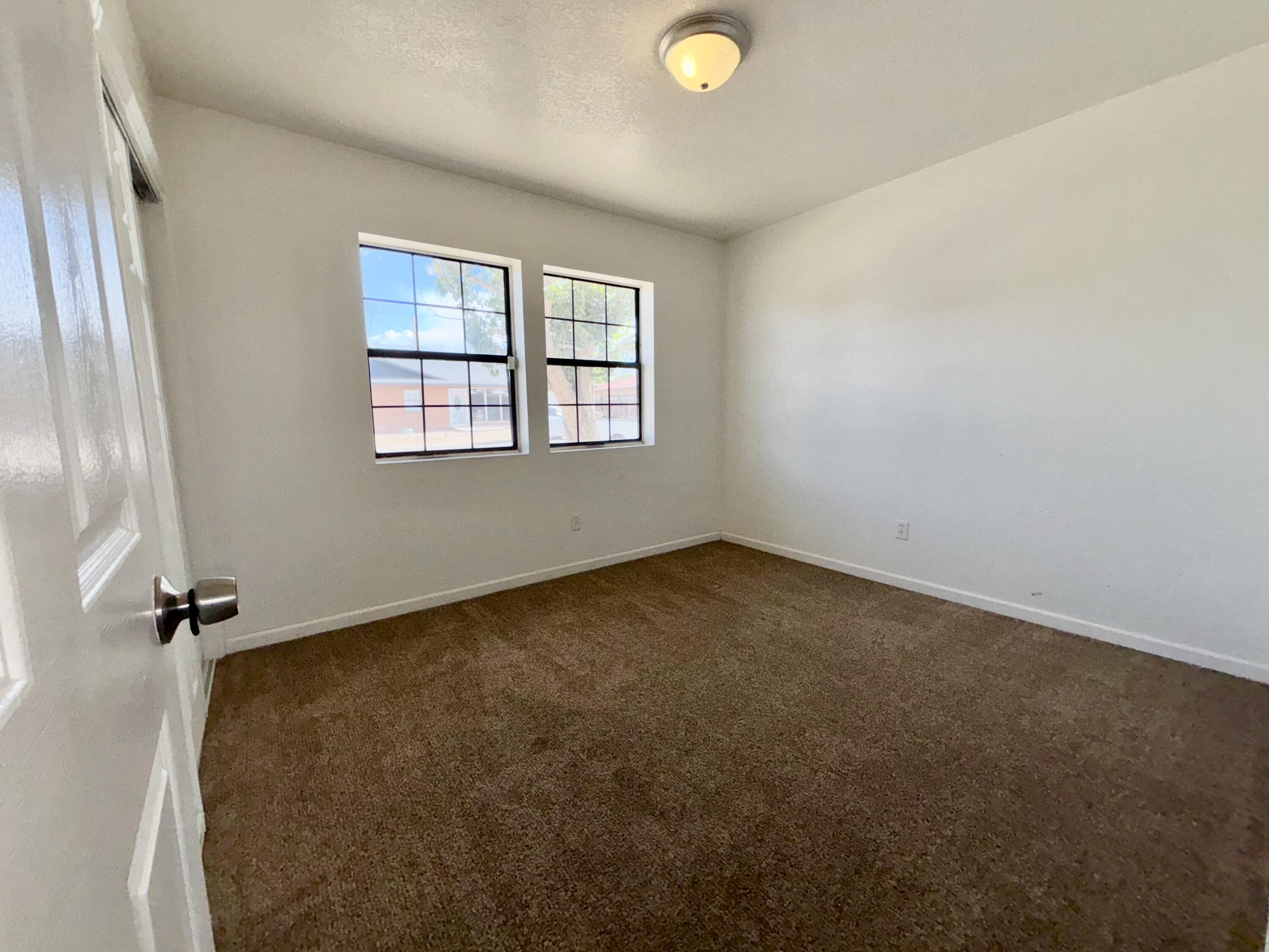 Photo 11 — 816 La Luz Drive