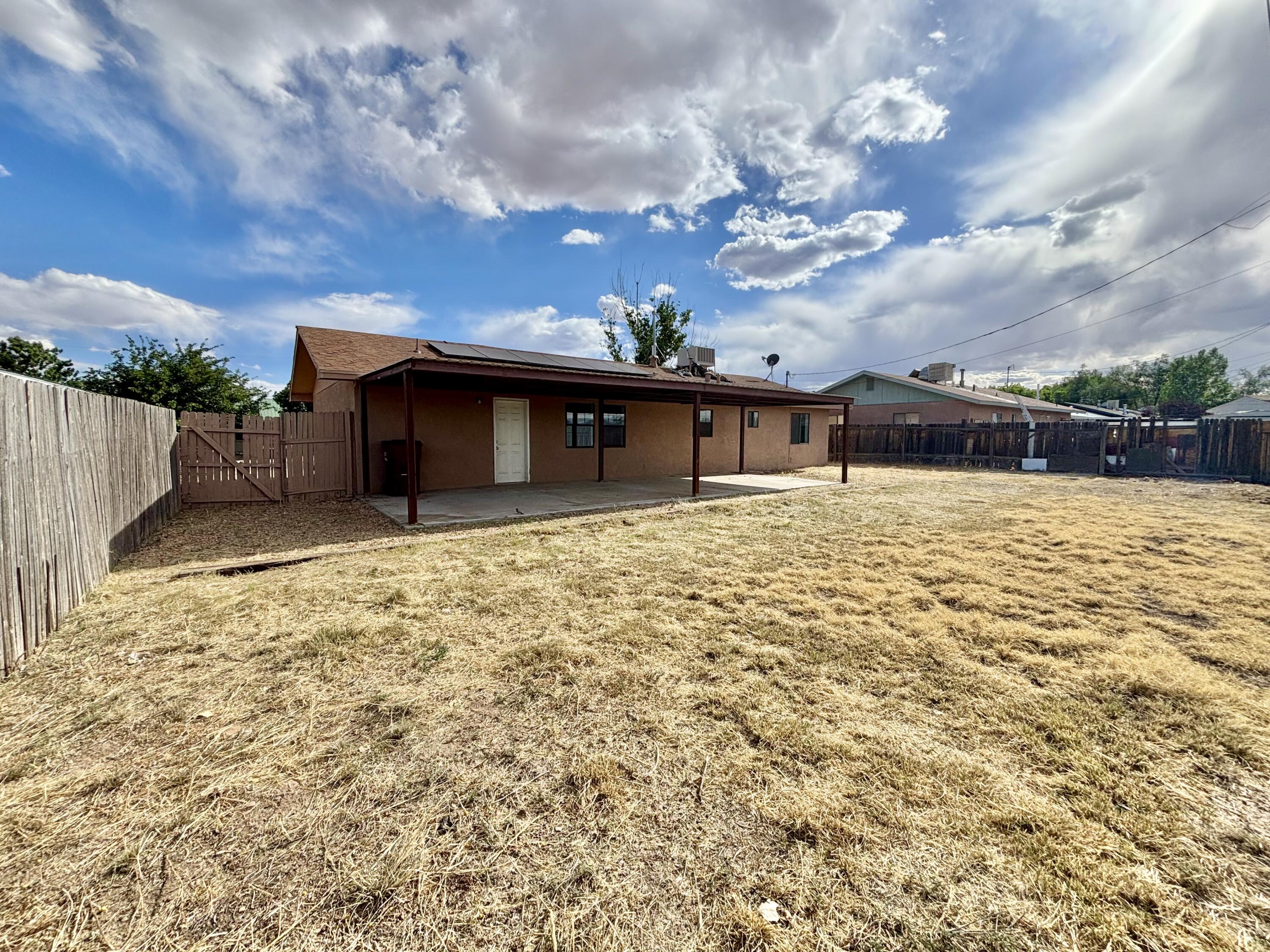 Photo 5 — 816 La Luz Drive