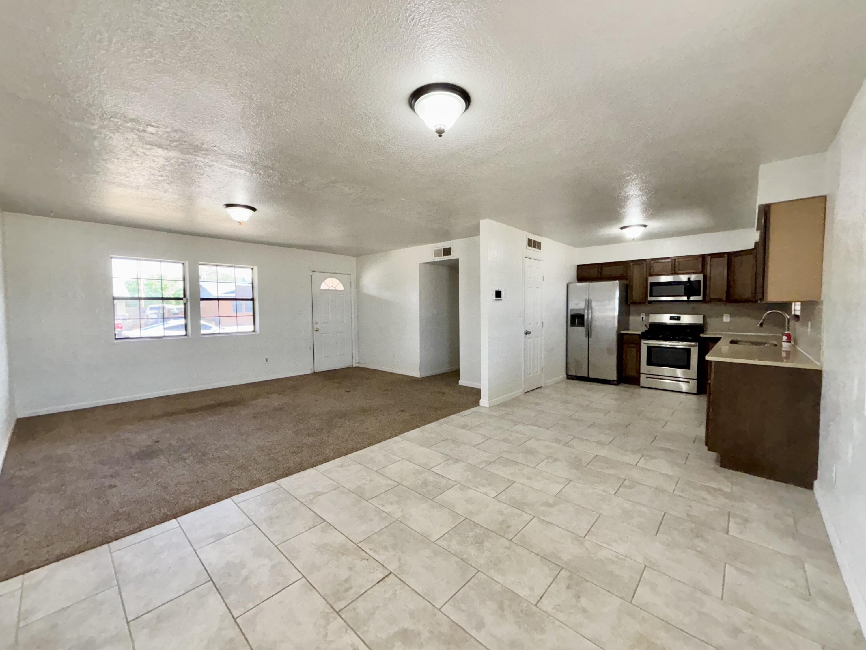 Photo 18 — 816 La Luz Drive