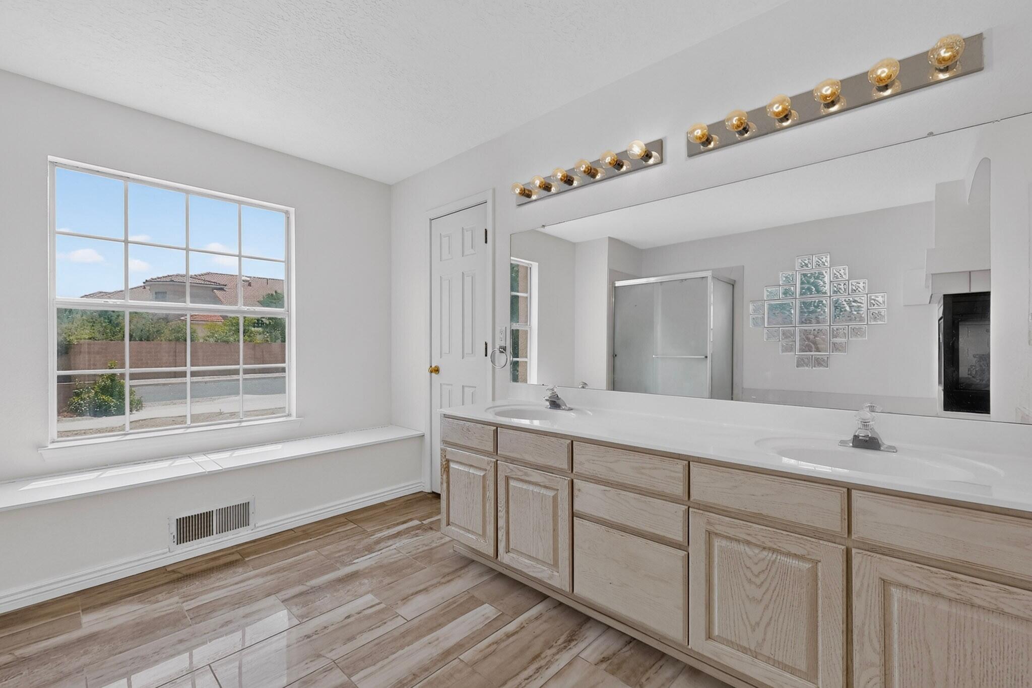Photo 5 — 4301 Rancho Largo Road NW