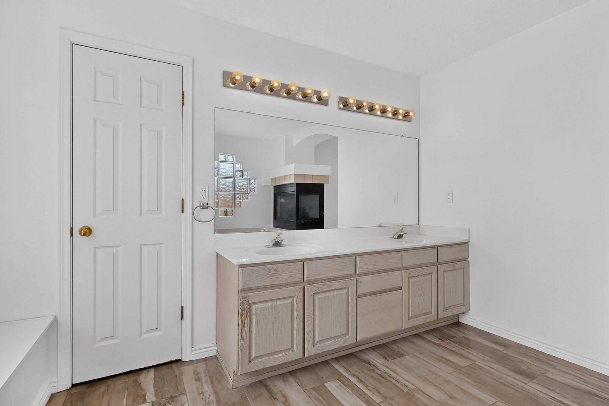 Photo 6 — 4301 Rancho Largo Road NW