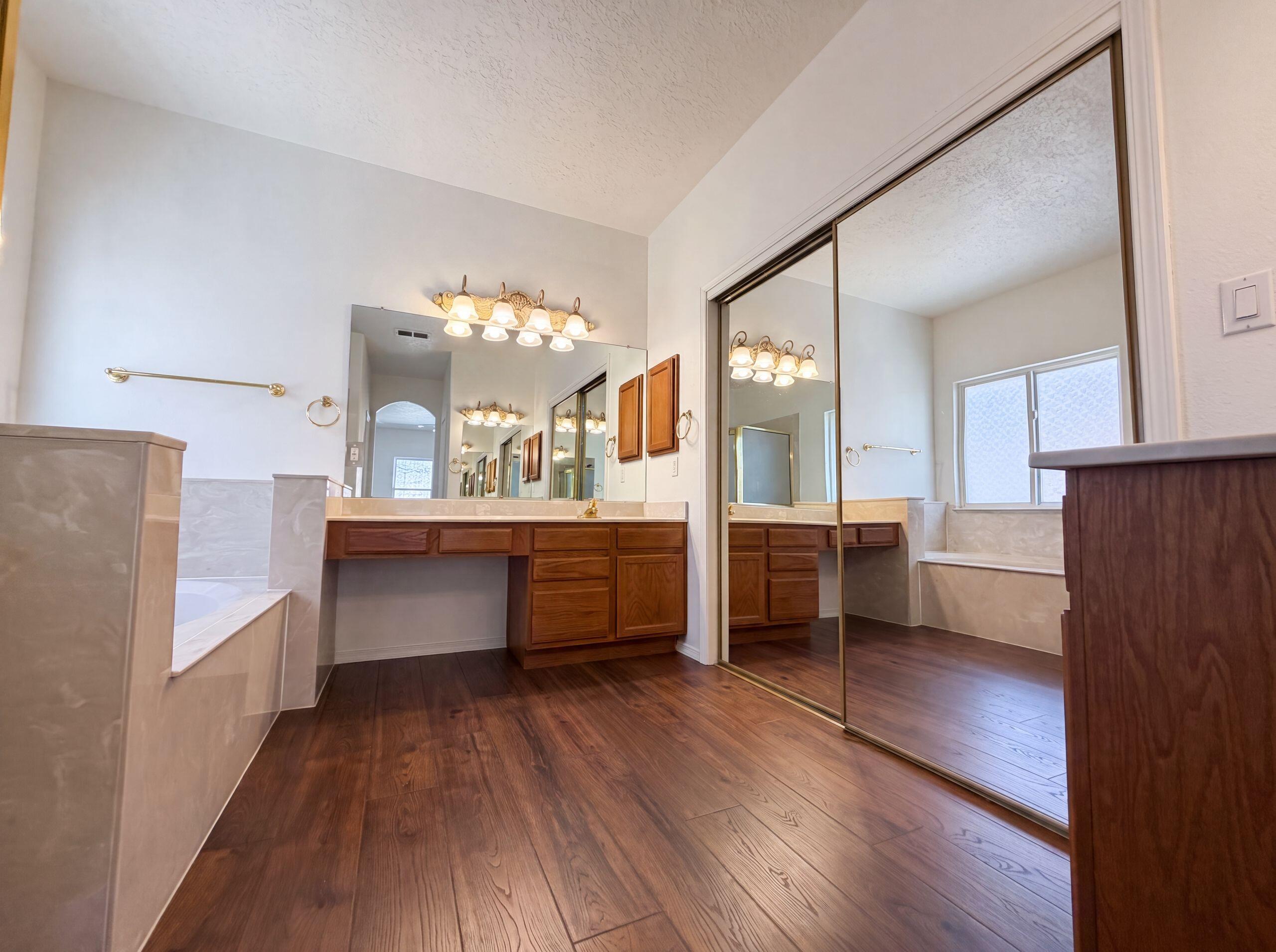 Photo 20 — 9809 Buckeye Street NW