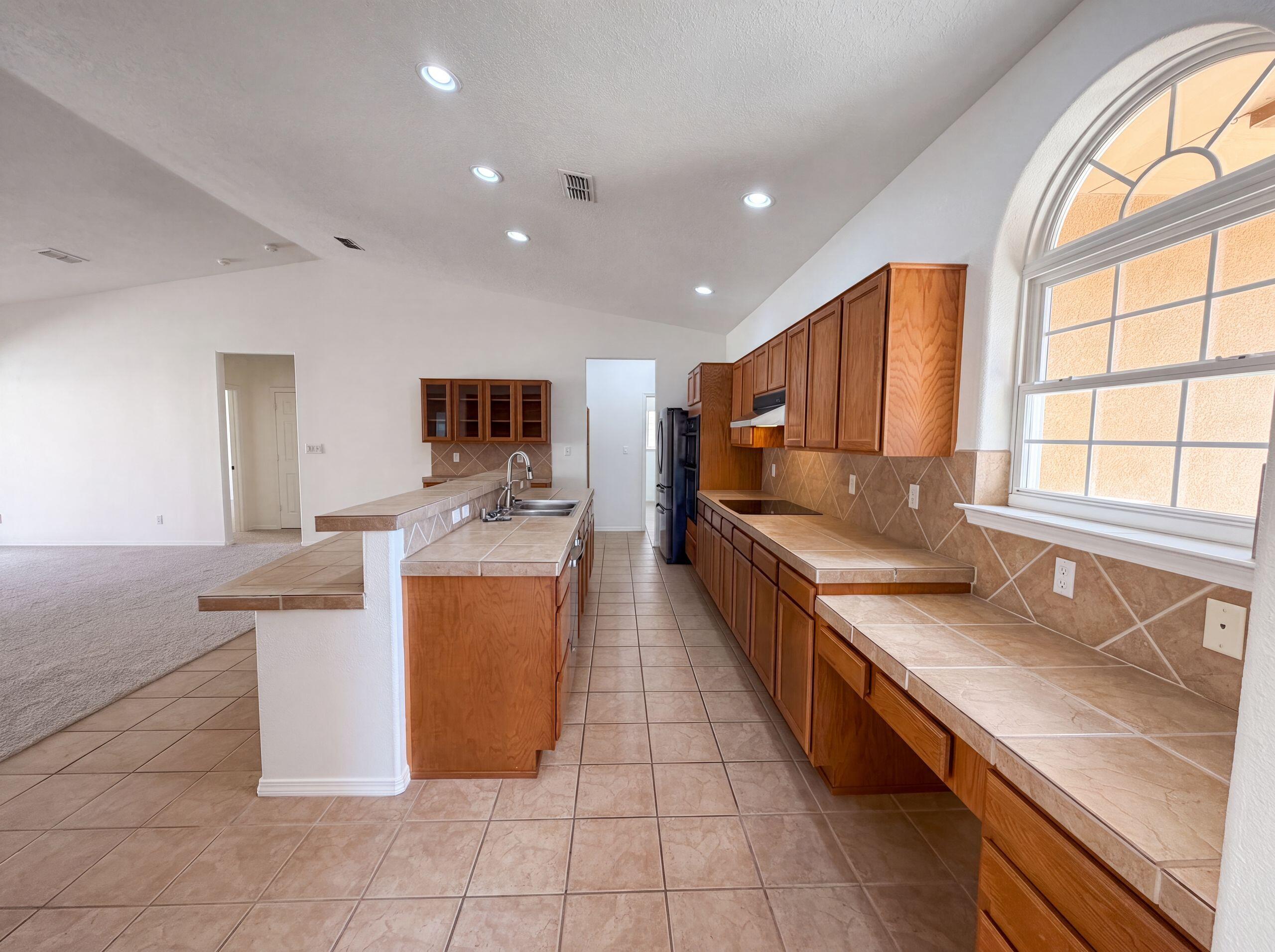Photo 11 — 9809 Buckeye Street NW