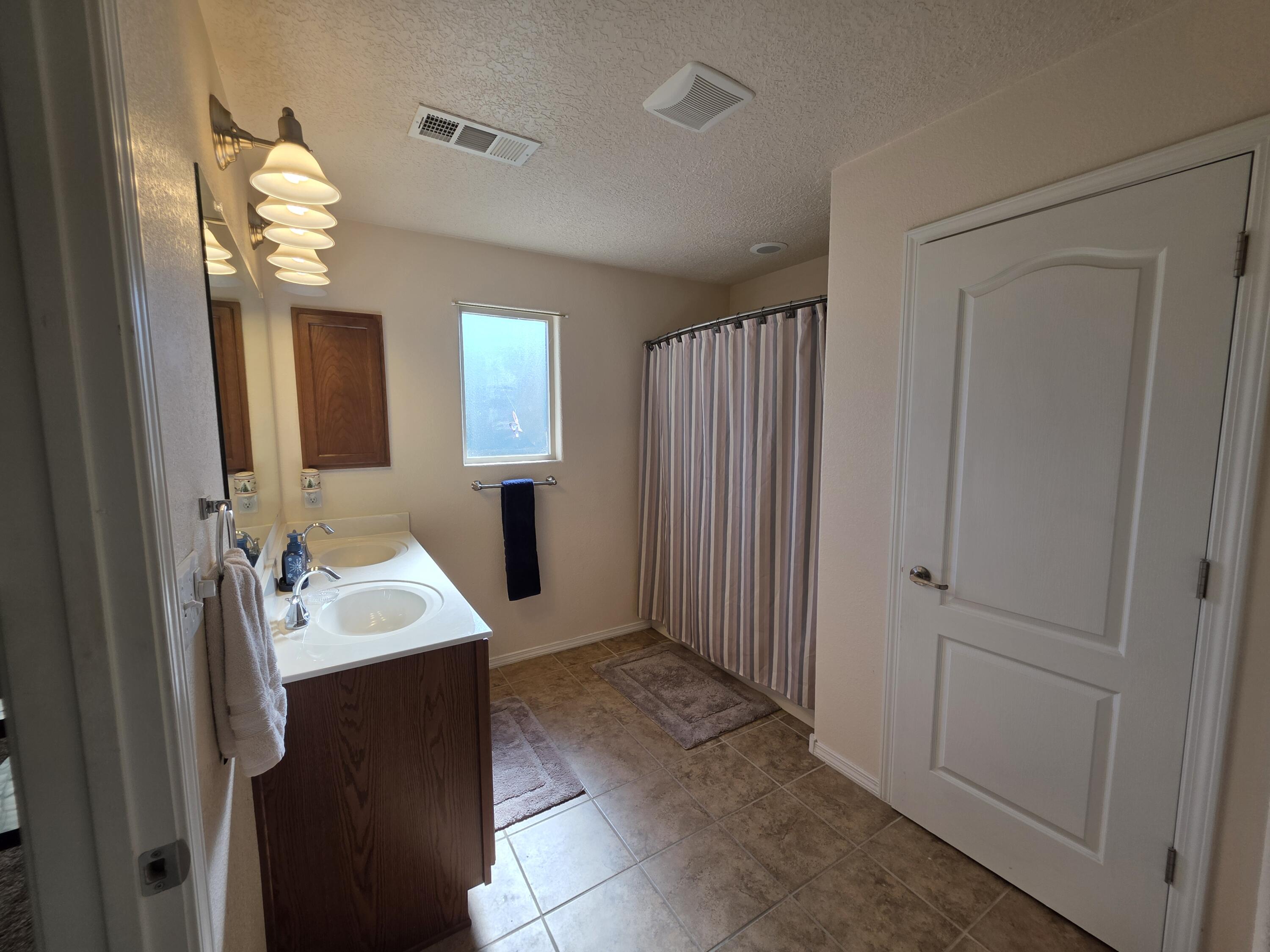 Photo 20 — 10836 Fort Point Lane NE