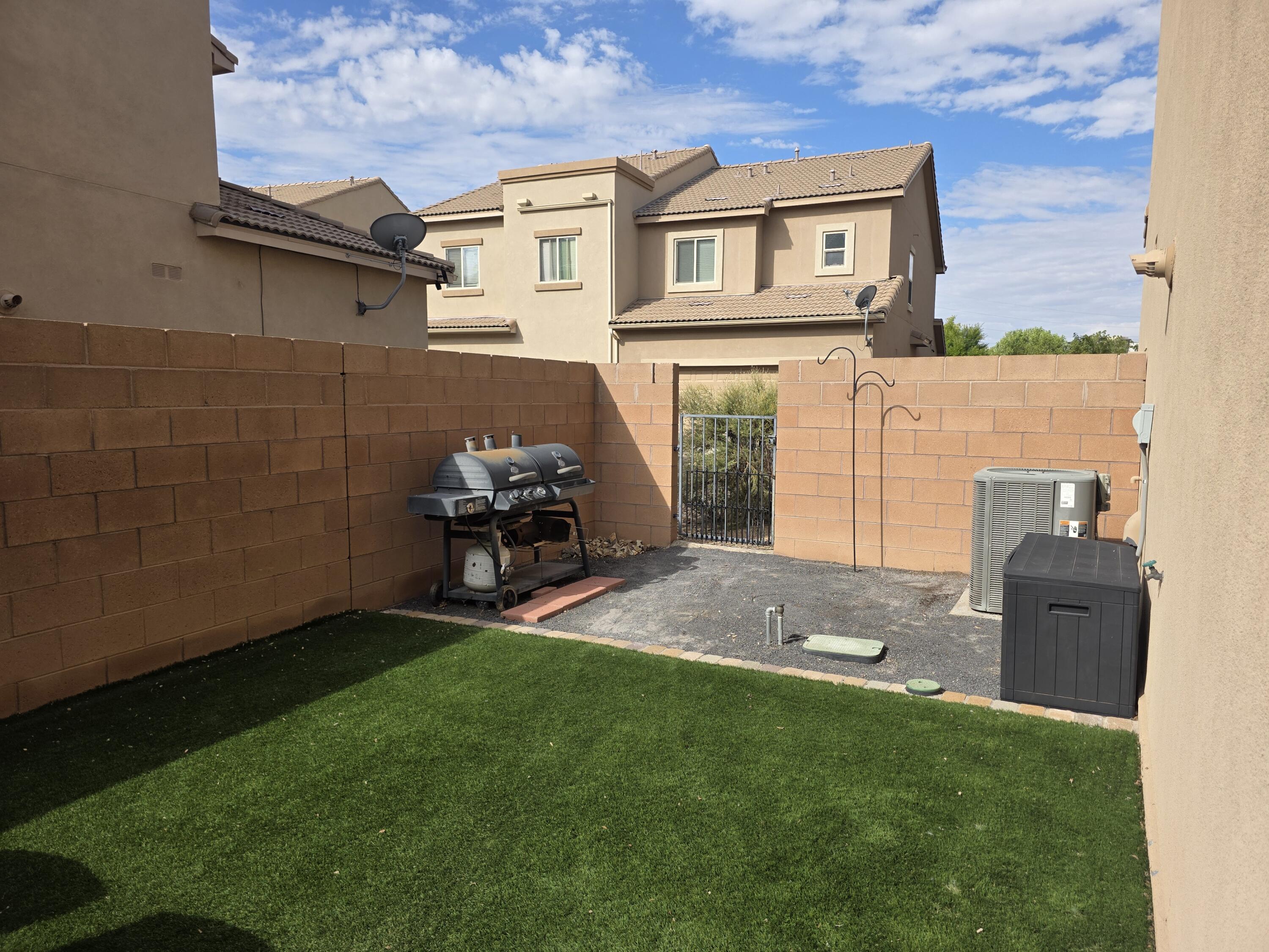 Photo 12 — 10836 Fort Point Lane NE