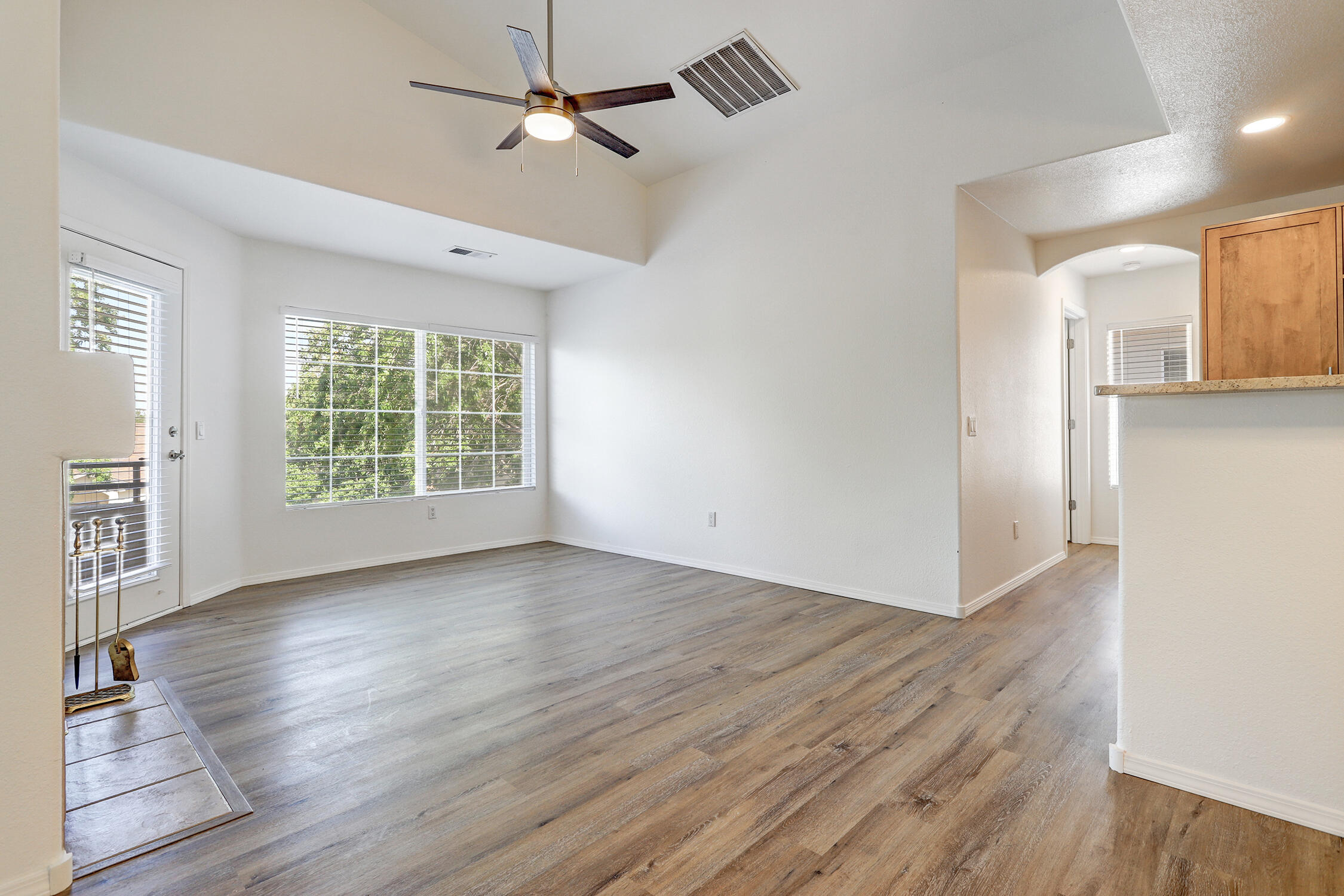 Photo 3 — 6501 San Antonio Drive NE UNIT 2001