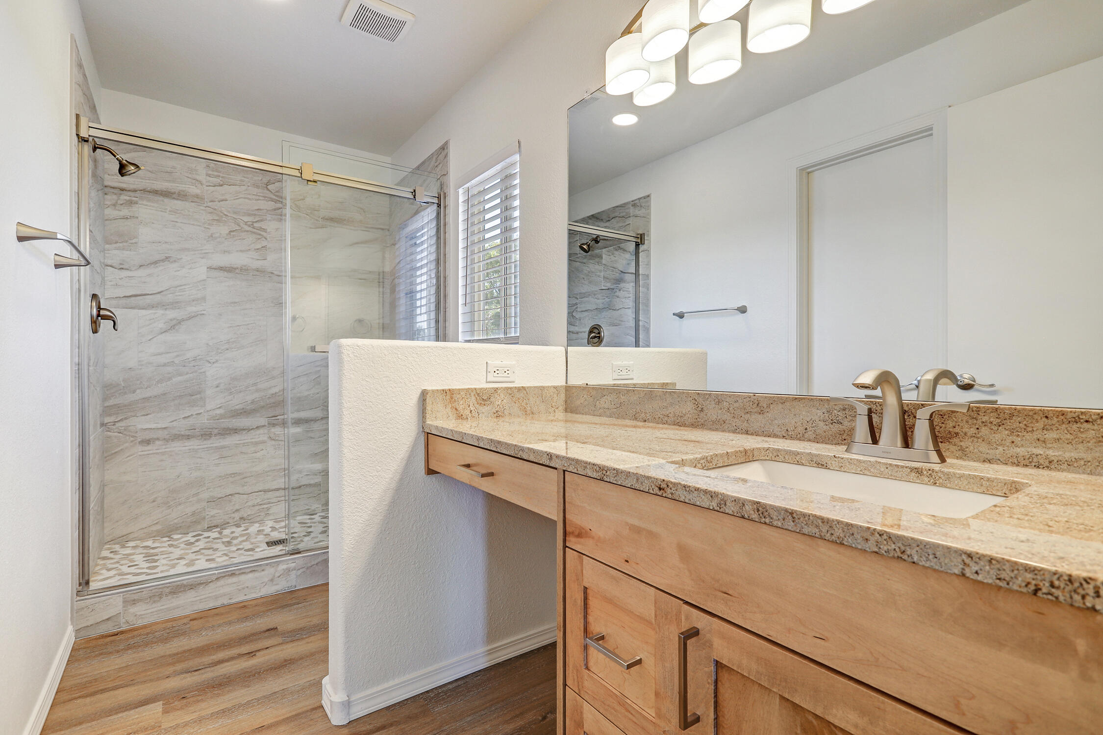 Photo 14 — 6501 San Antonio Drive NE UNIT 2001