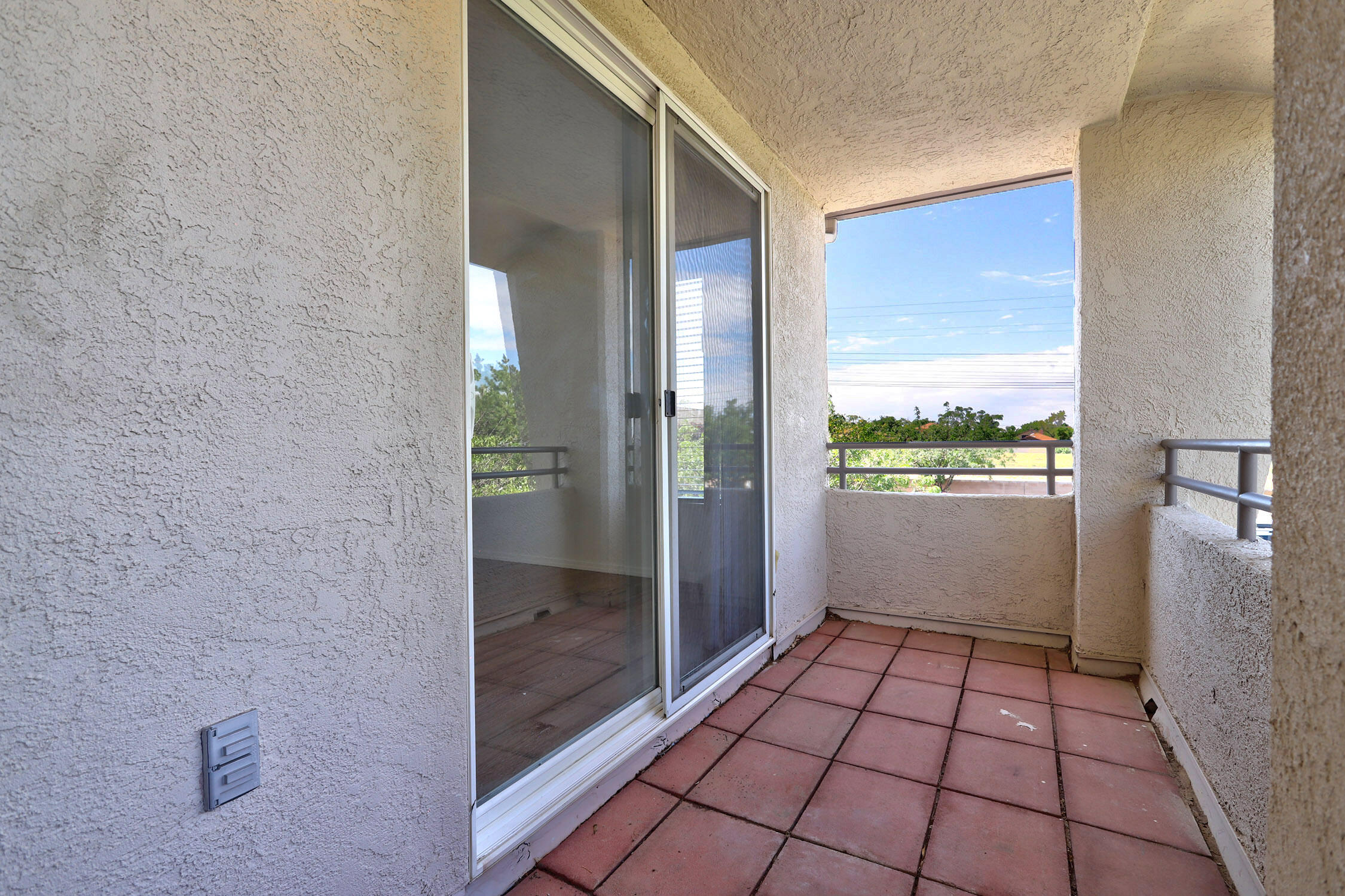 Photo 17 — 6501 San Antonio Drive NE UNIT 2001