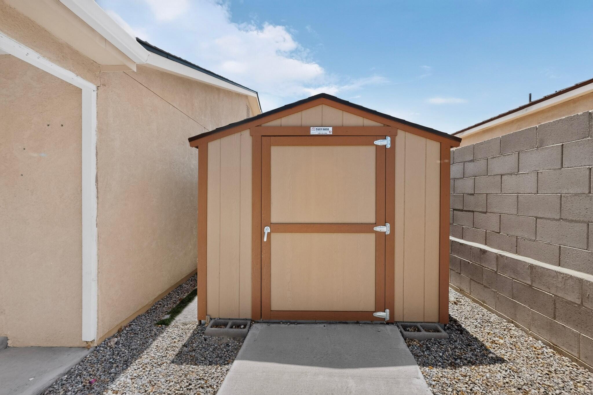 Photo 17 — 6161 Chaco Canyon Drive NE