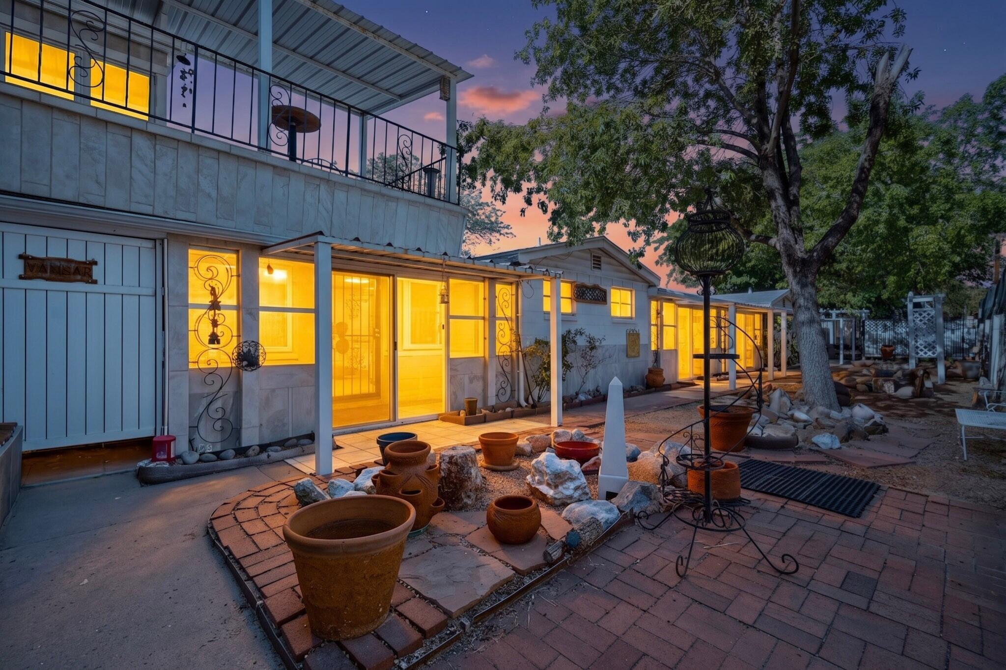 415 Vassar Drive SE, Albuquerque, NM 87106