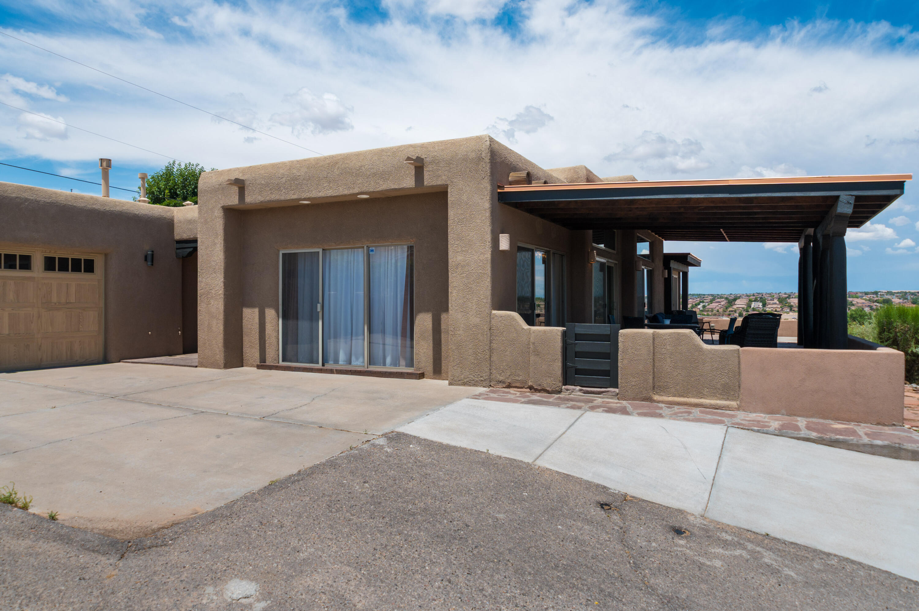 Photo 4 — 10539 Redbud Street NW