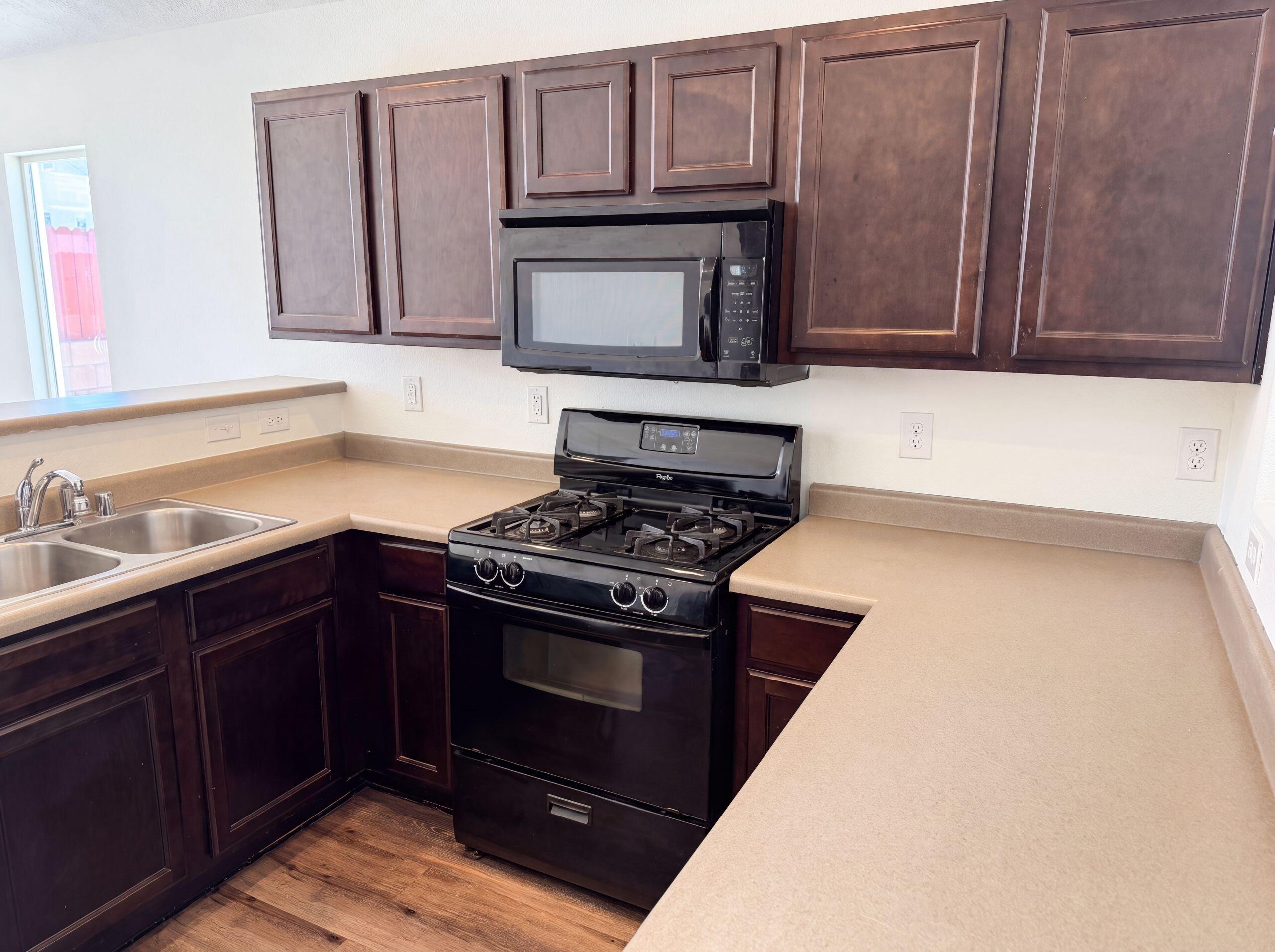 Photo 13 — 2834 Baco Noir Drive SW