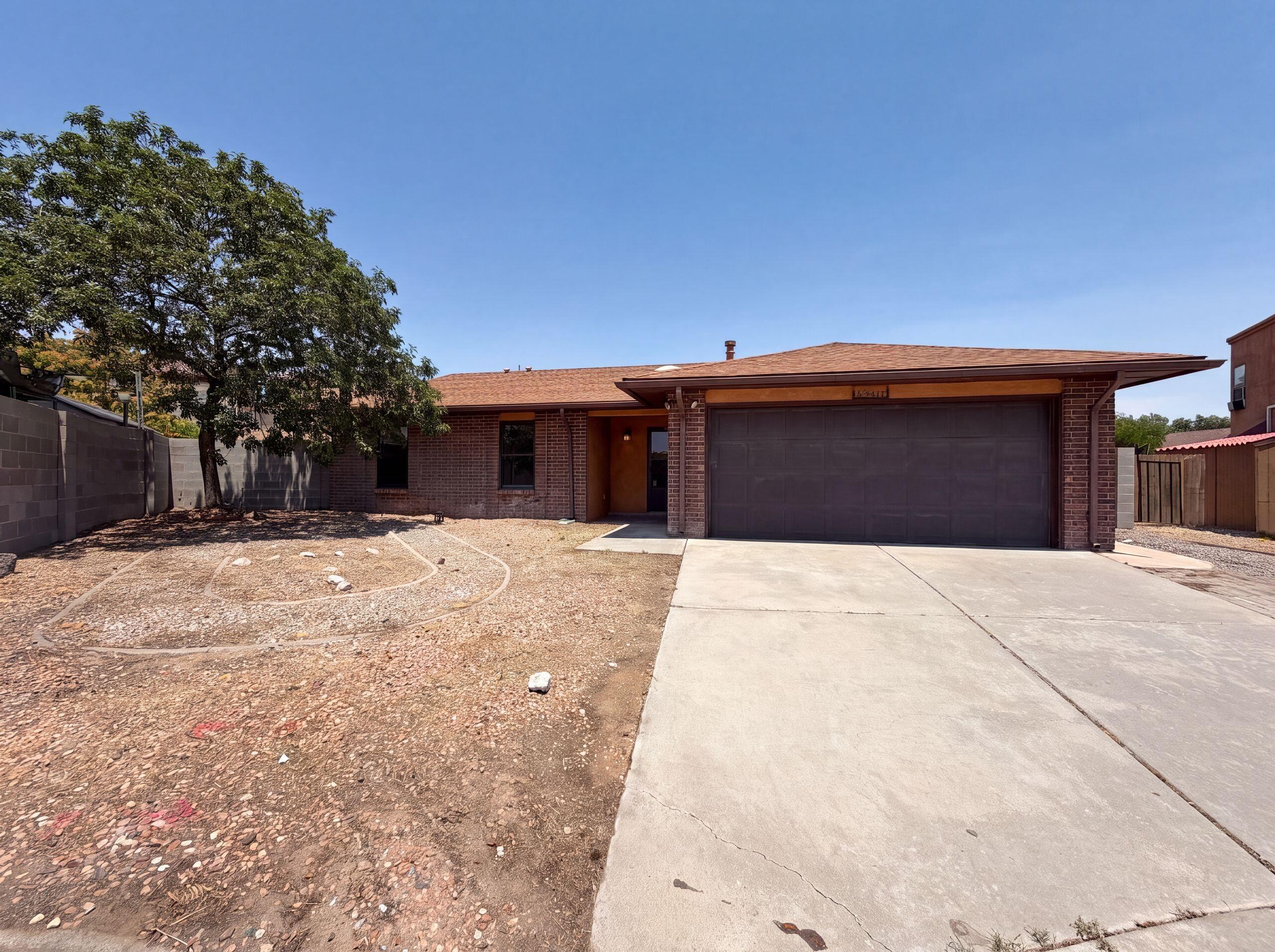 Photo 2 — 4417 Spanish Broom Court NW