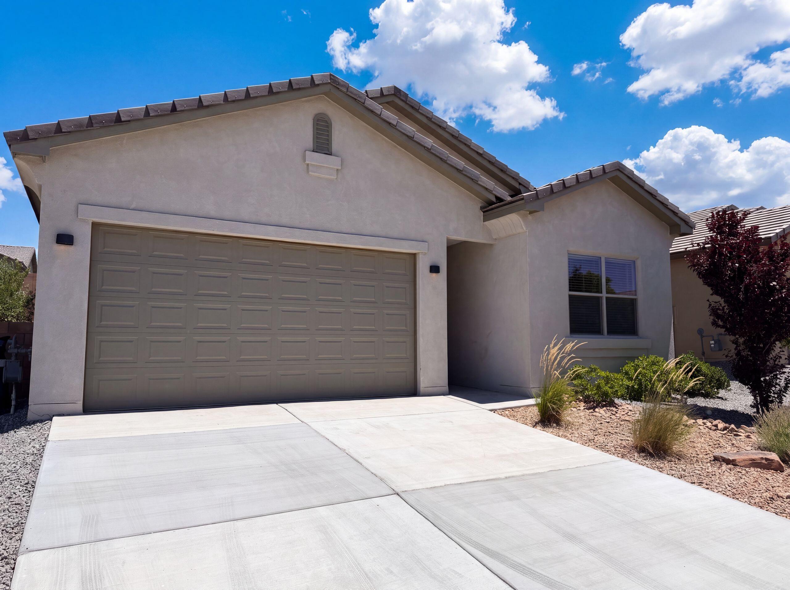 Photo 8 — 2032 Lobo Trot Court SE
