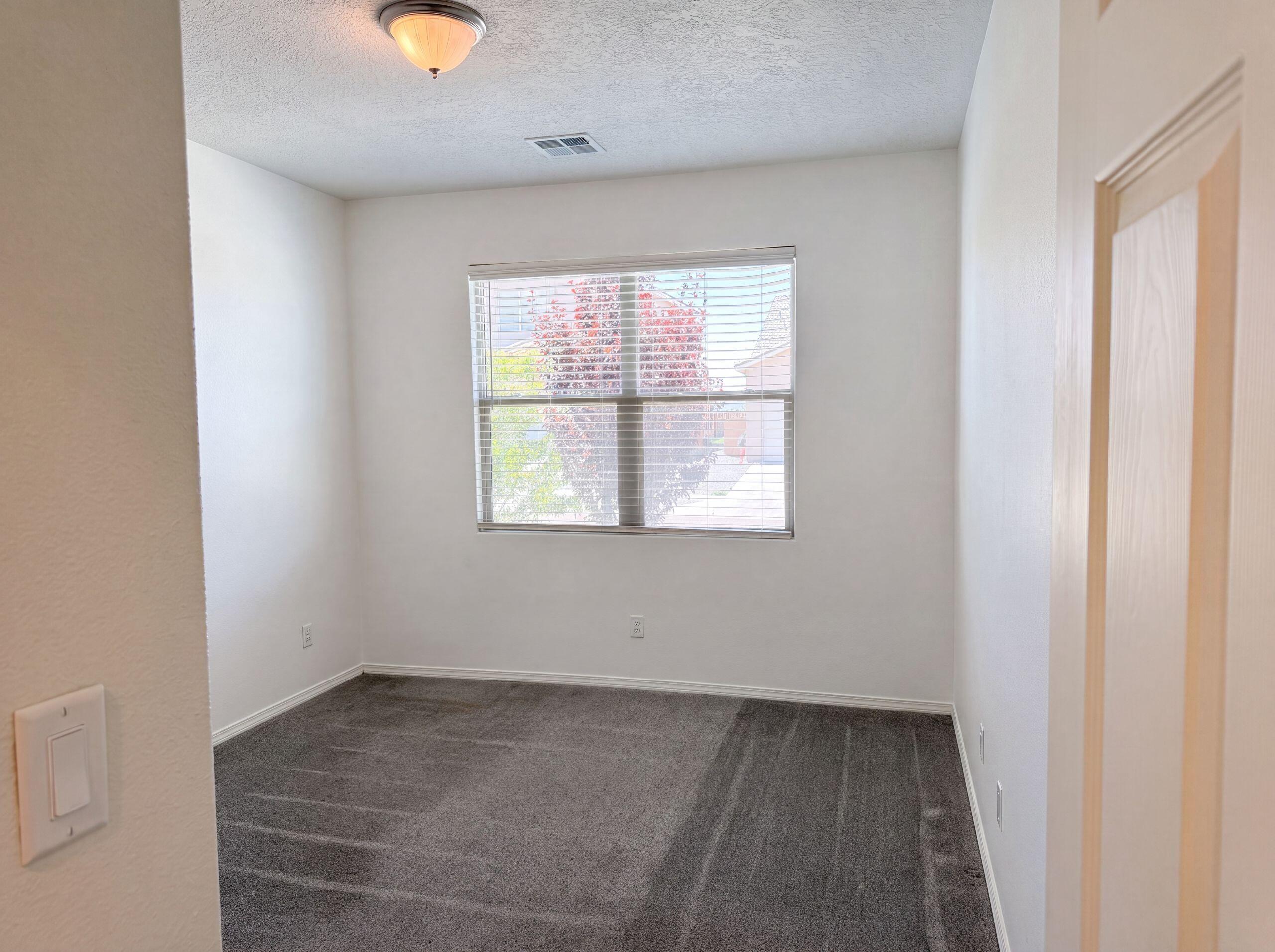Photo 18 — 2032 Lobo Trot Court SE