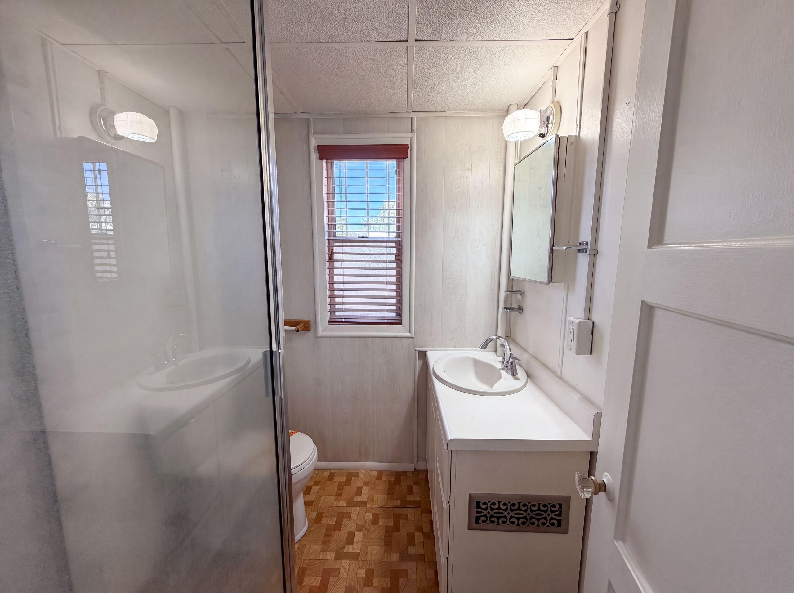 Photo 12 — 1758 39th Street