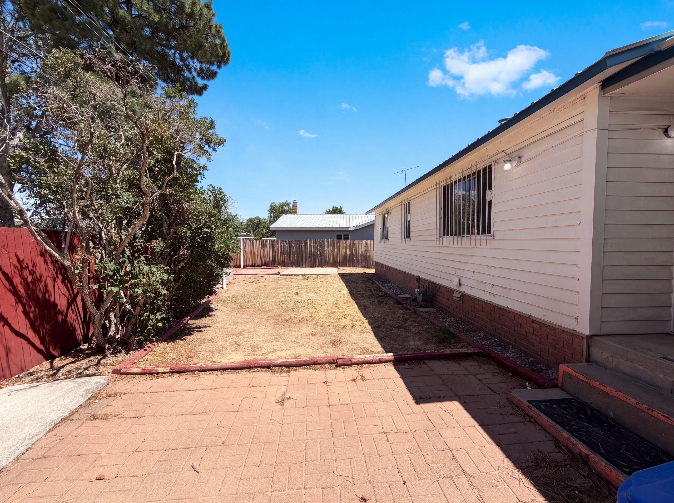 Photo 19 — 1758 39th Street