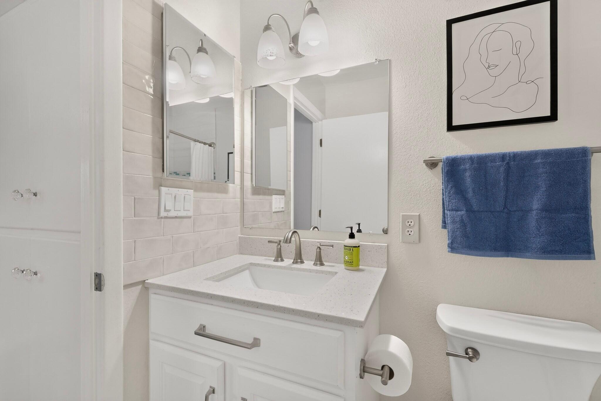 Photo 2 — 6063 Namath Avenue NW