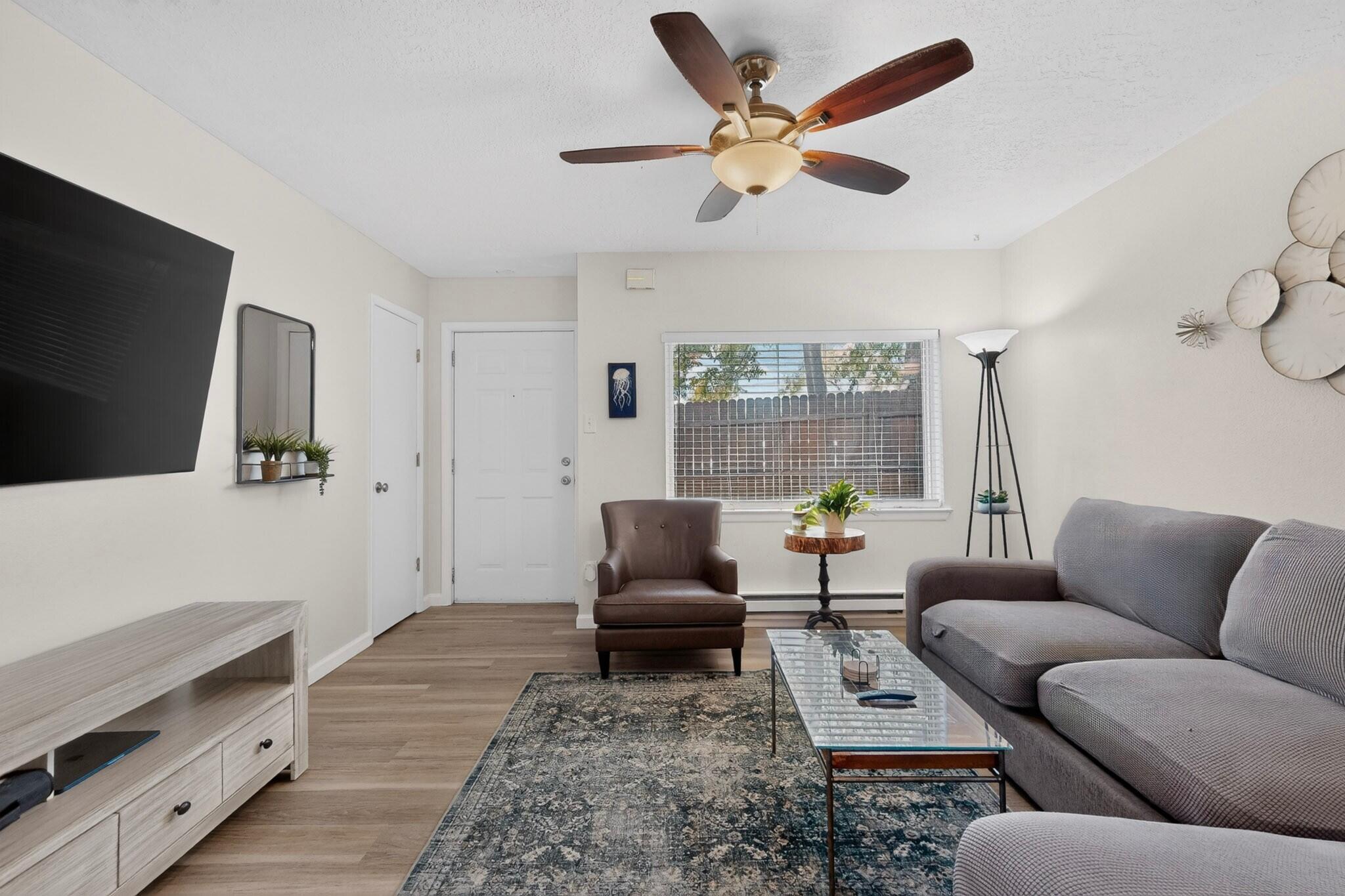 Photo 11 — 6063 Namath Avenue NW