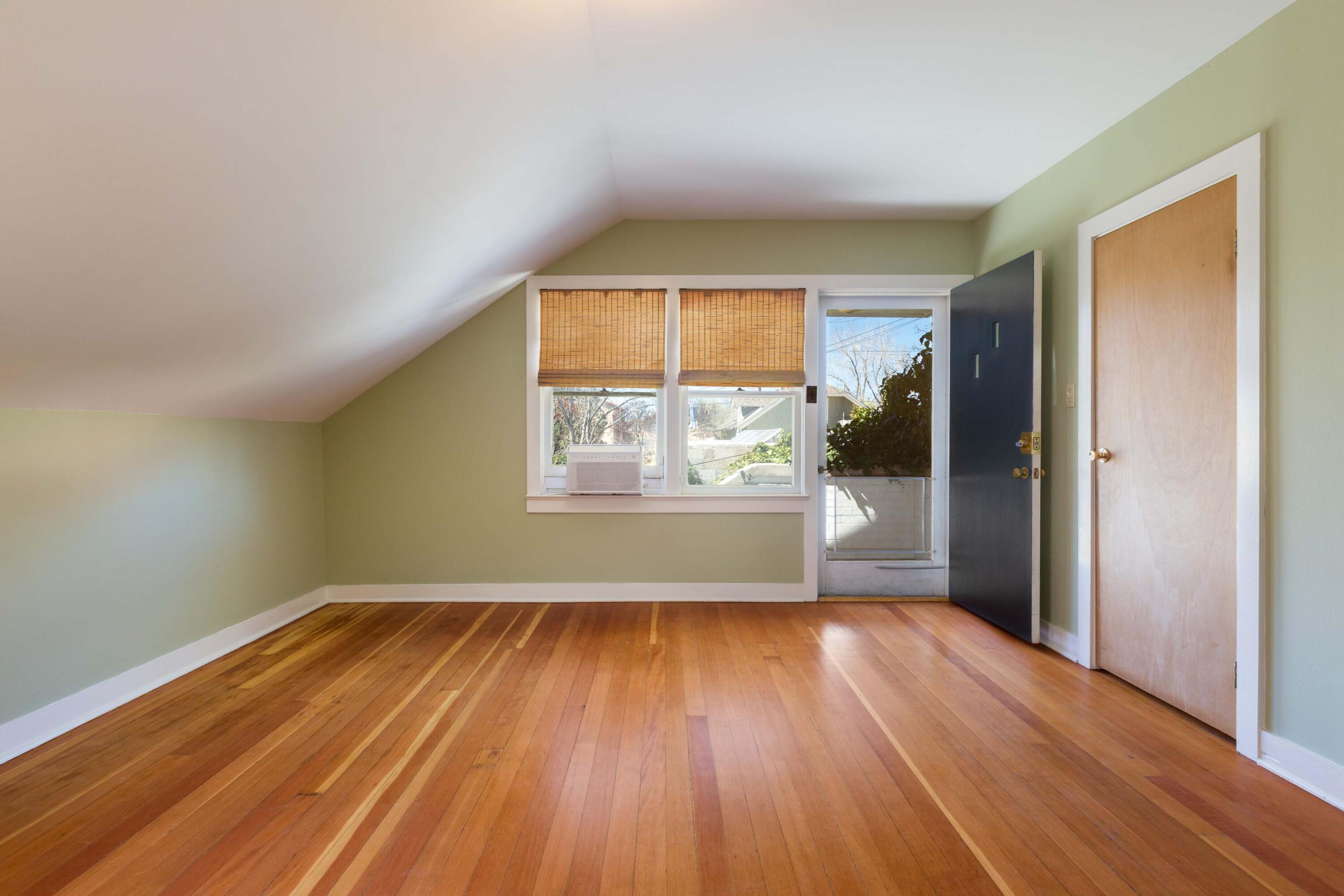 Photo 18 — 1119 Tijeras Avenue NW