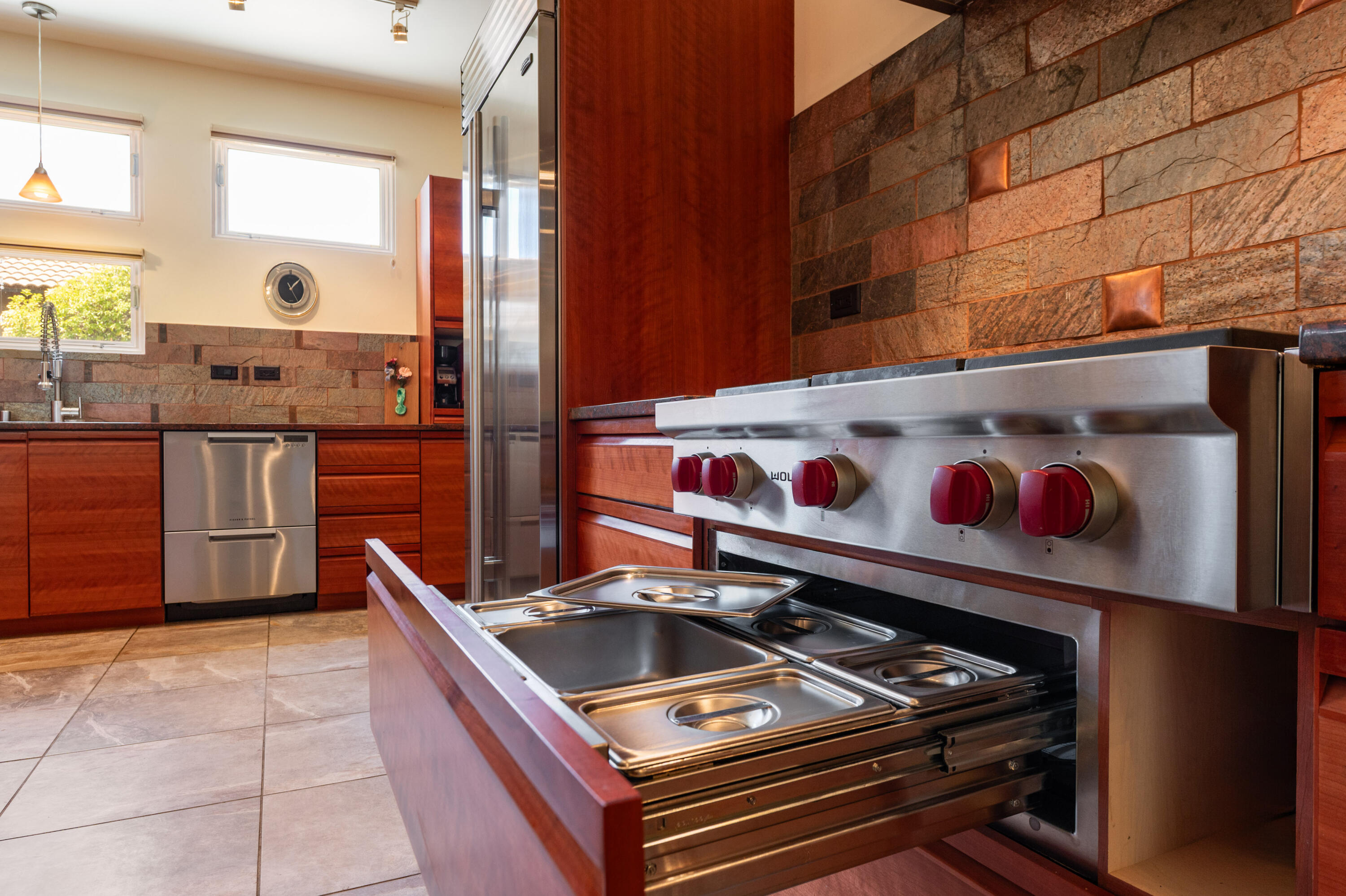 Photo 10 — 8808 Primrose Court NE