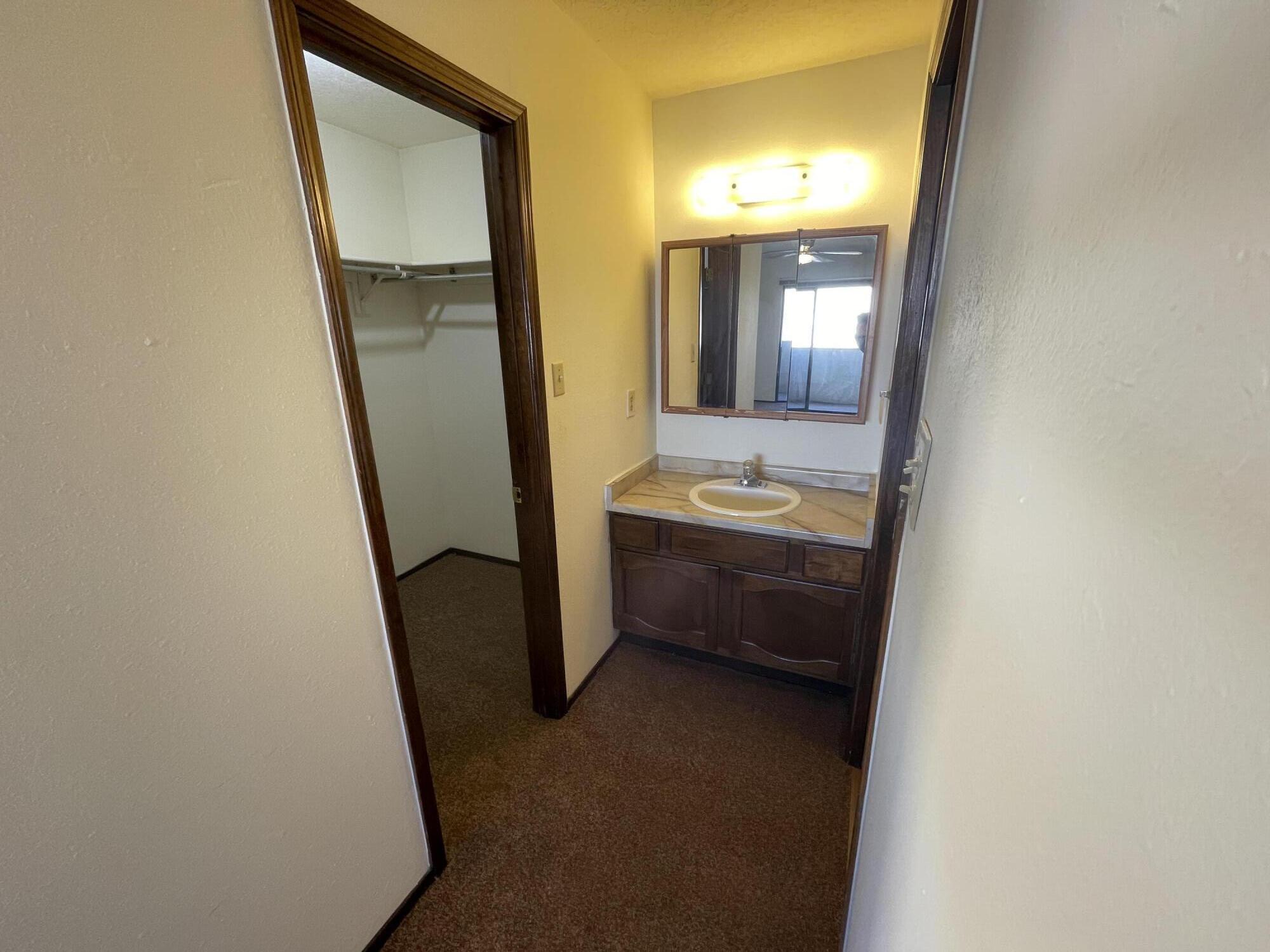 Photo 4 — 11320 Prospect Avenue NE D