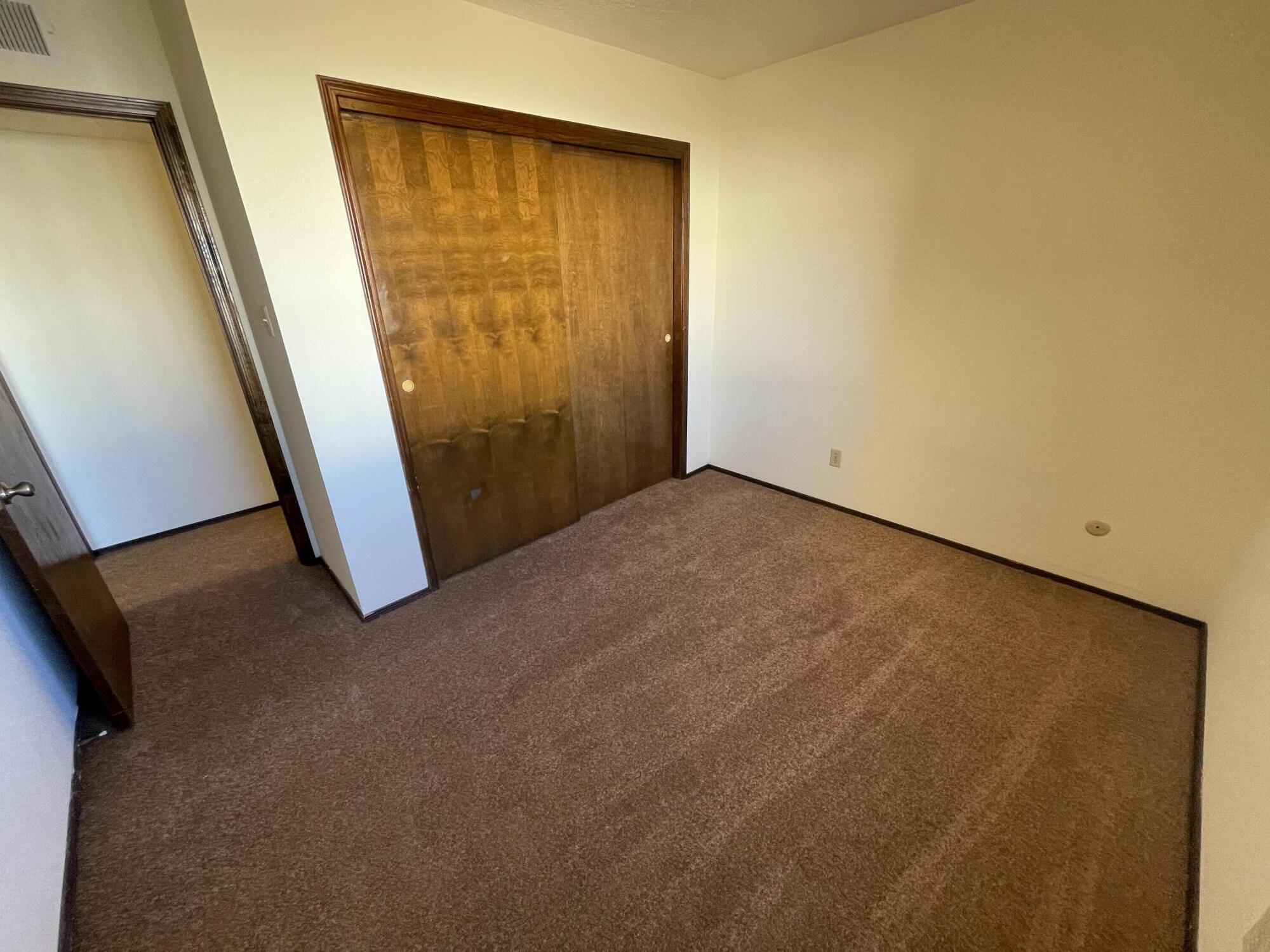Photo 12 — 11320 Prospect Avenue NE D