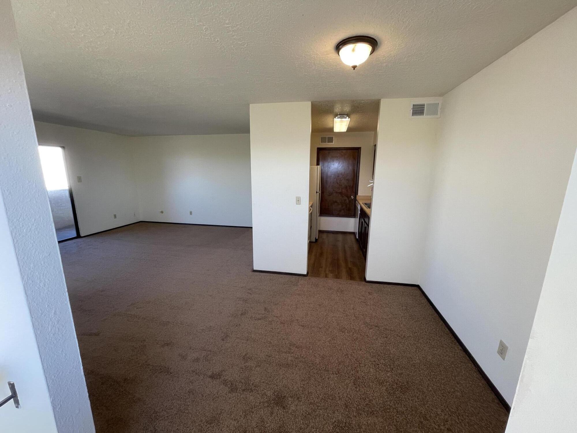 Photo 16 — 11320 Prospect Avenue NE D