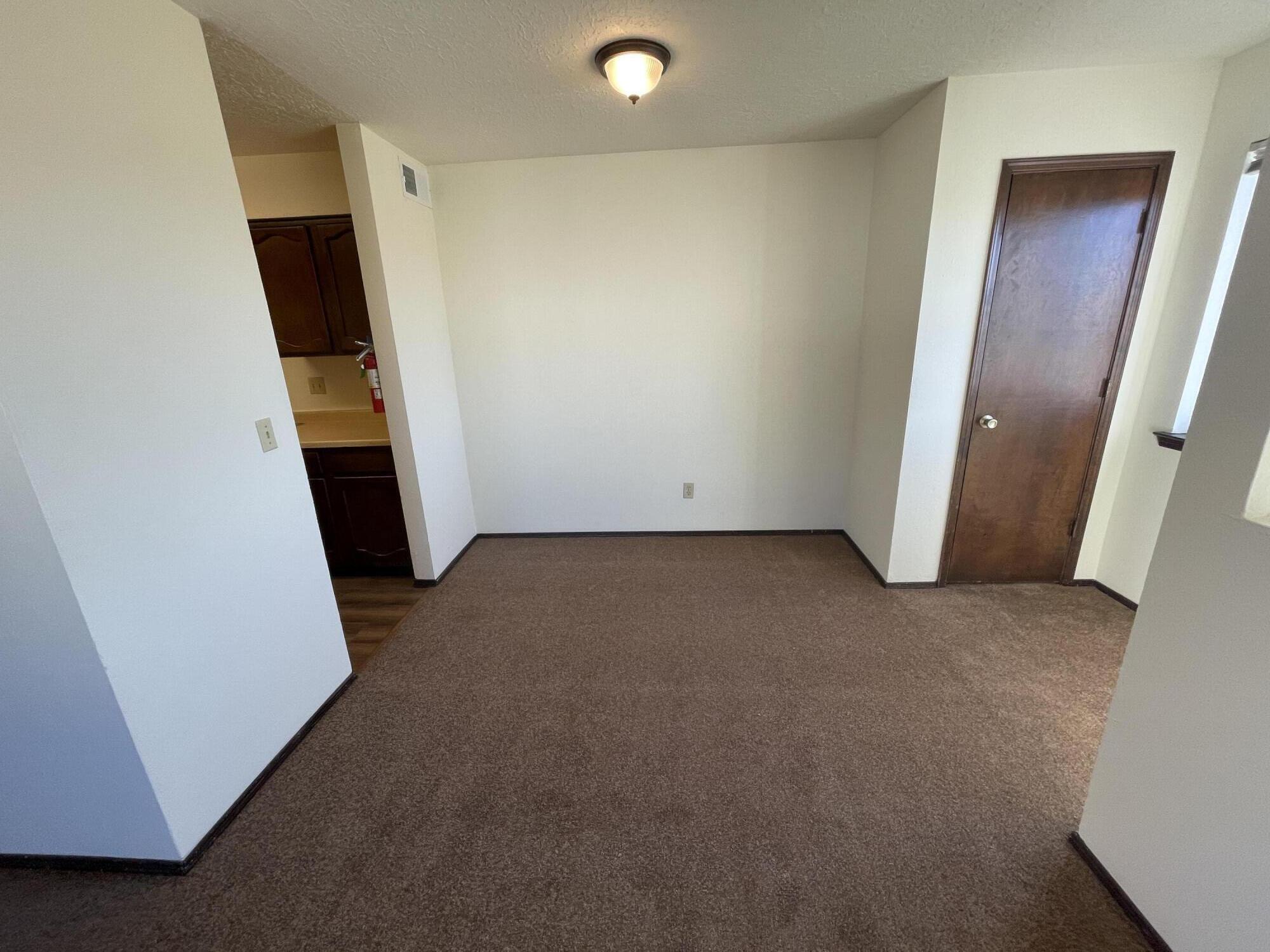 Photo 18 — 11320 Prospect Avenue NE D