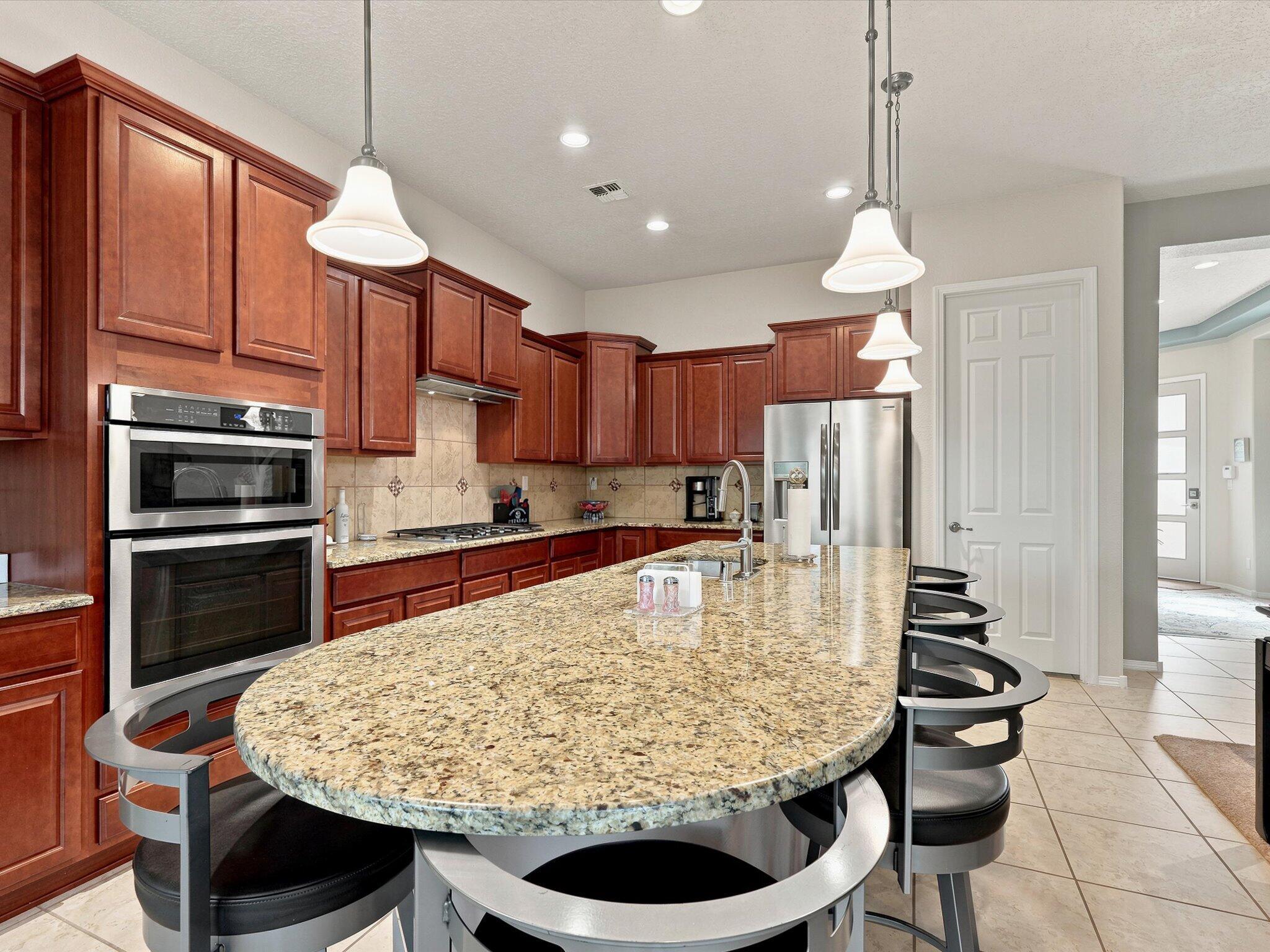 Photo 19 — 40 Vista Hermosa Place NE