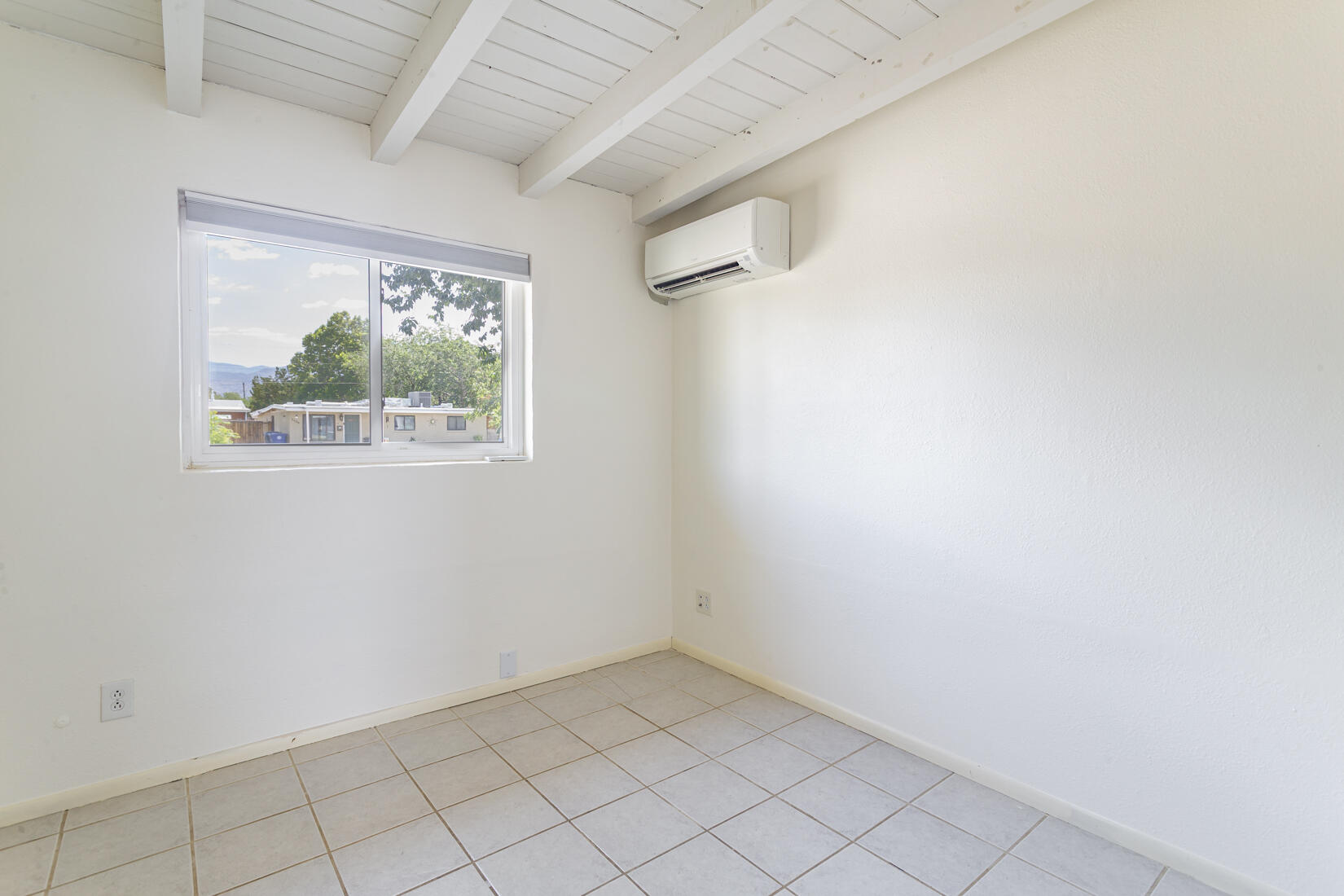 Photo 15 — 1139 Marron Circle NE