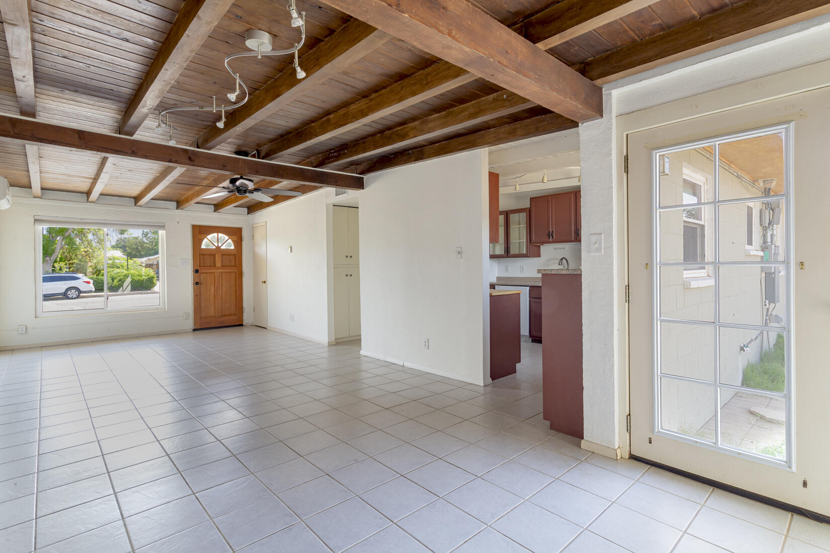 Photo 7 — 1139 Marron Circle NE