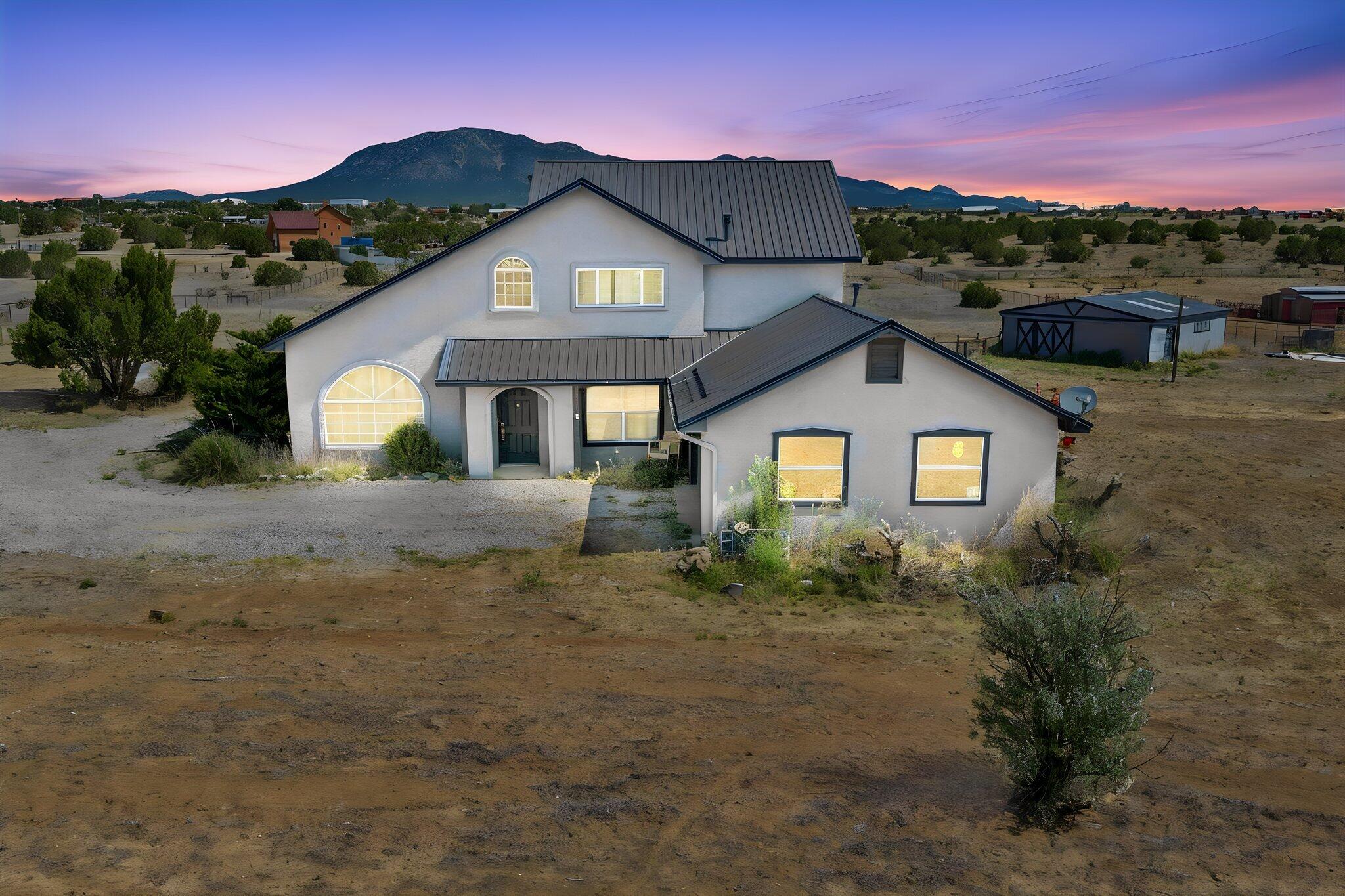 95 W Hill Ranch Road, Edgewood, NM 87015