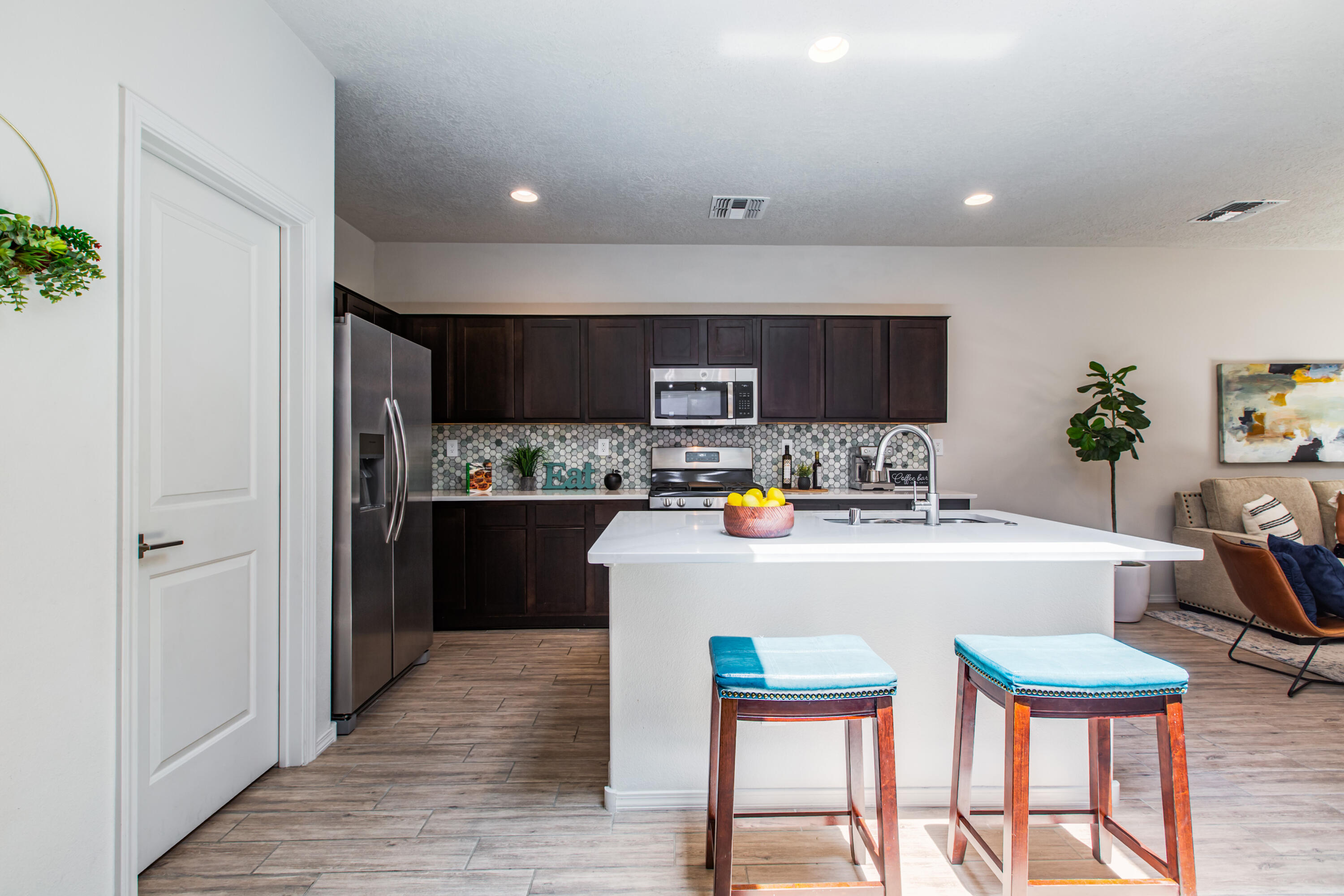 Photo 18 — 6129 Strand Loop SE