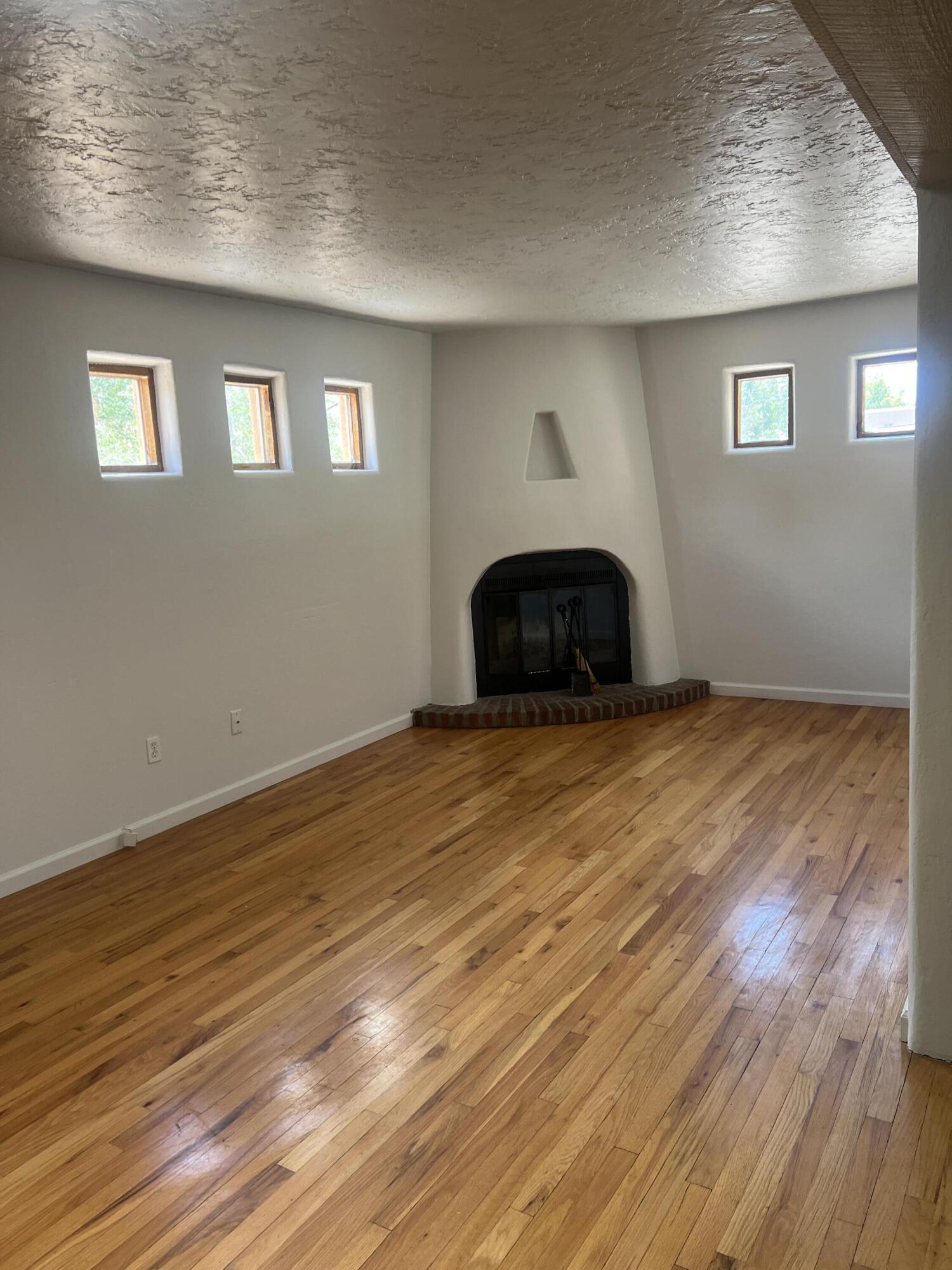 Photo 14 — 1020 Quincy Street SE