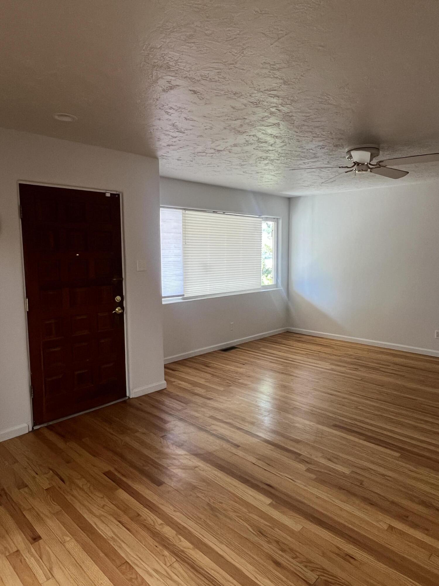 Photo 13 — 1020 Quincy Street SE