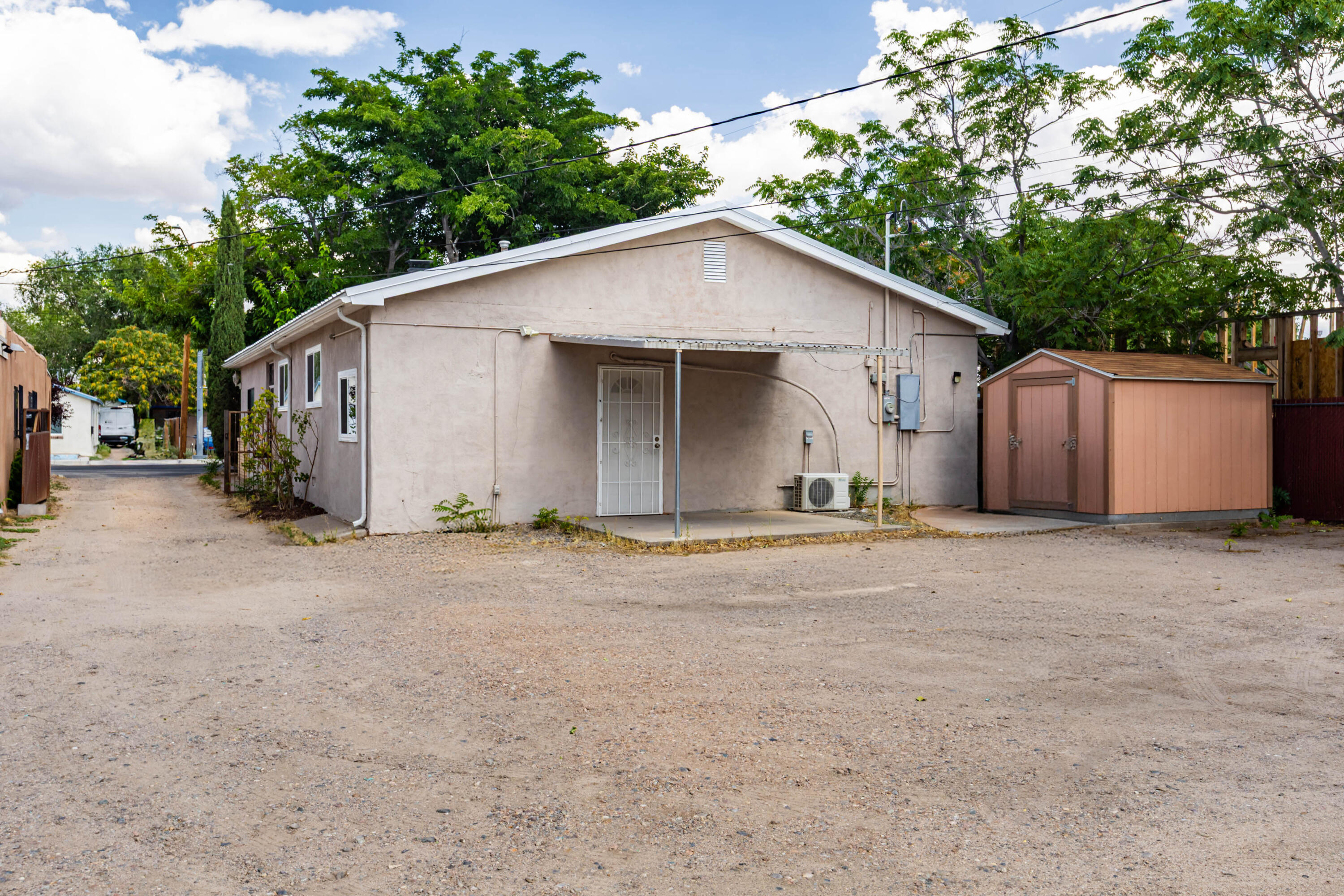 Photo 6 — 917 8th Street SW