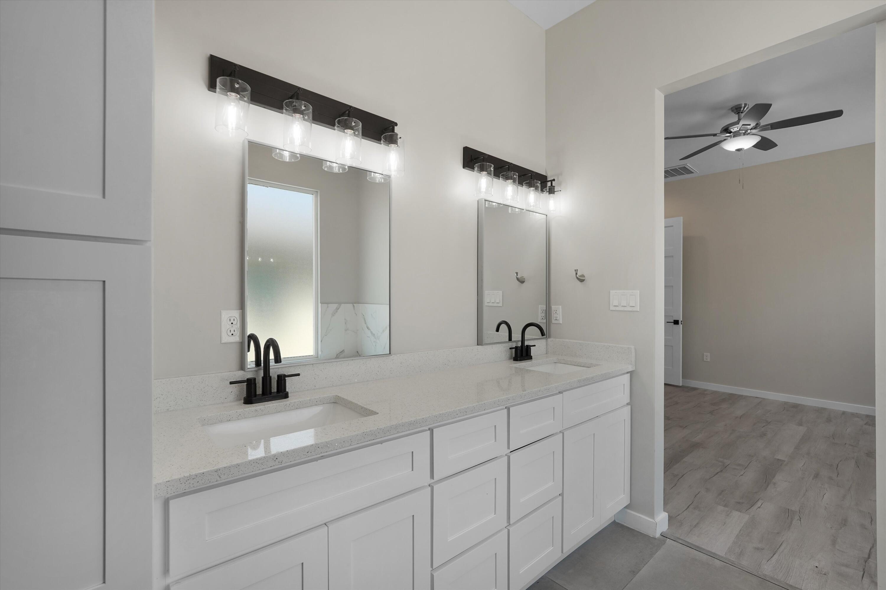 Photo 7 — 1702 Lark Drive NE