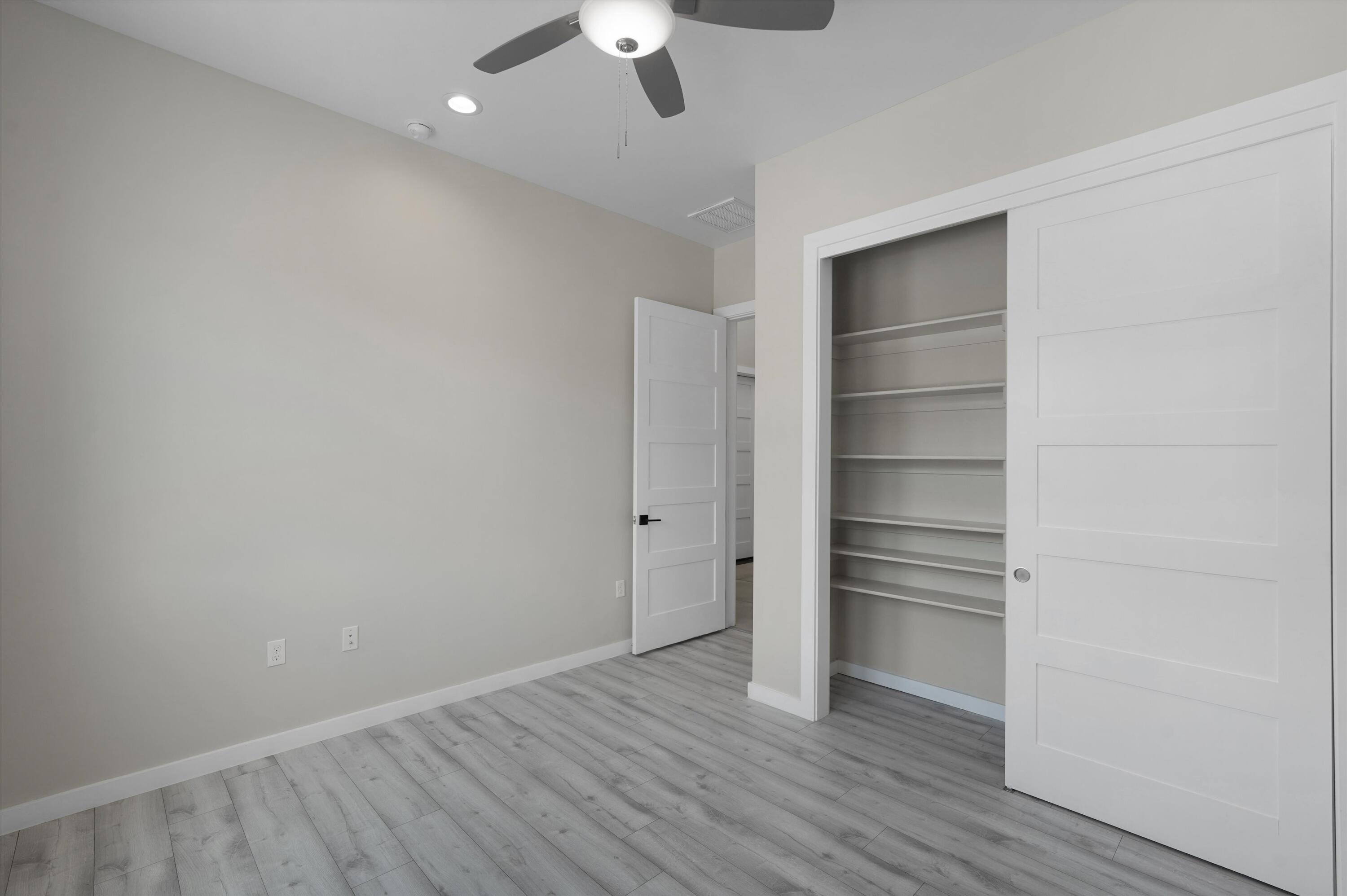 Photo 11 — 1702 Lark Drive NE