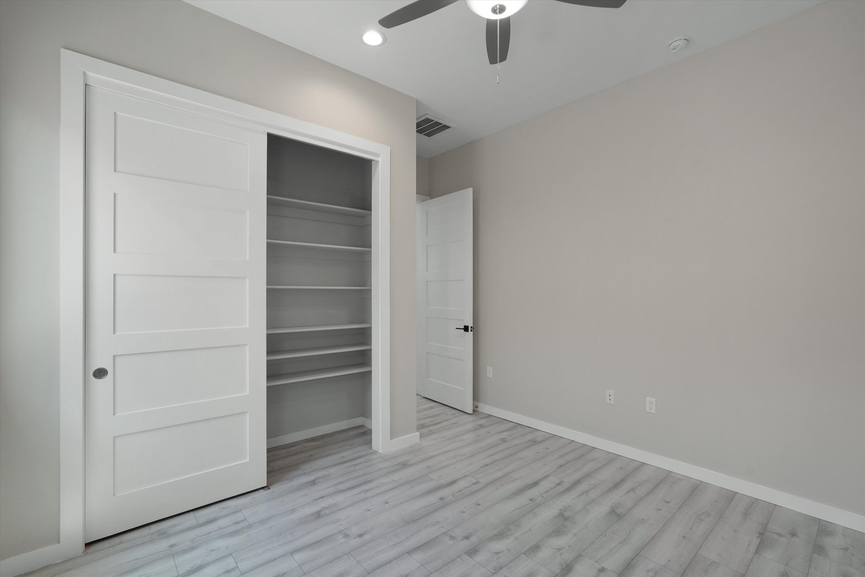 Photo 15 — 1702 Lark Drive NE