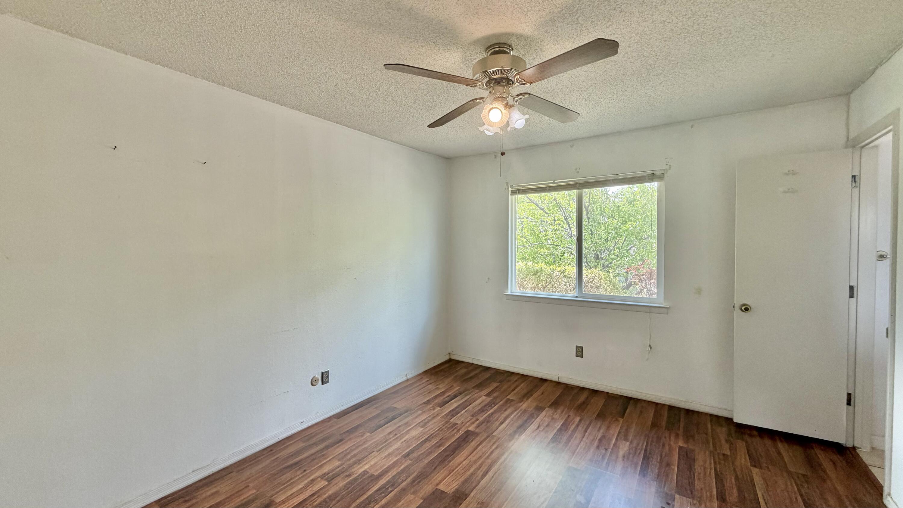 Photo 11 — 12205 Brentwood Hills Boulevard NE
