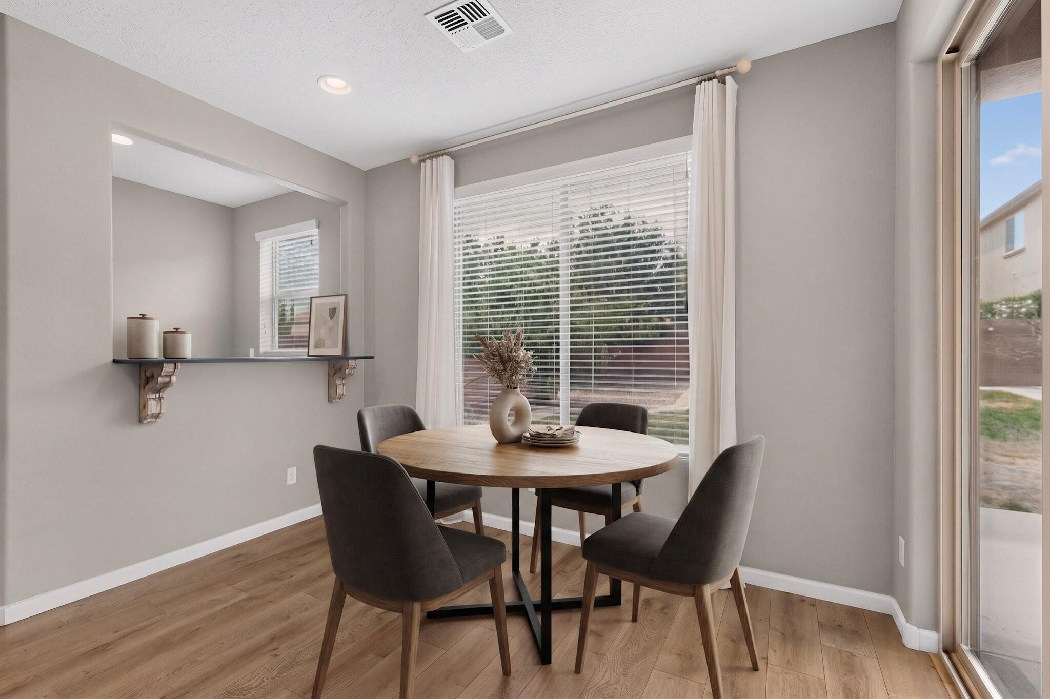 Photo 15 — 3525 Llano Vista Loop NE