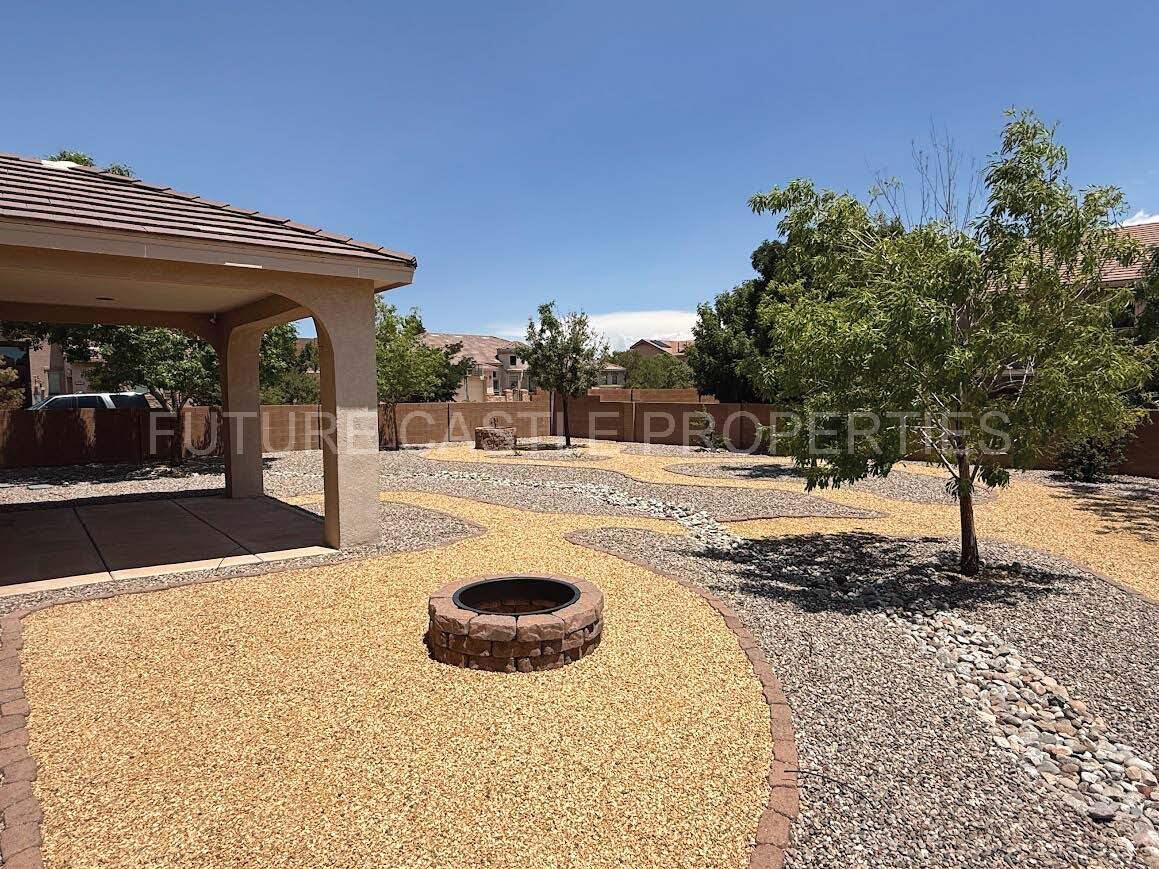 Photo 7 — 1114 Blue Sage Road NE
