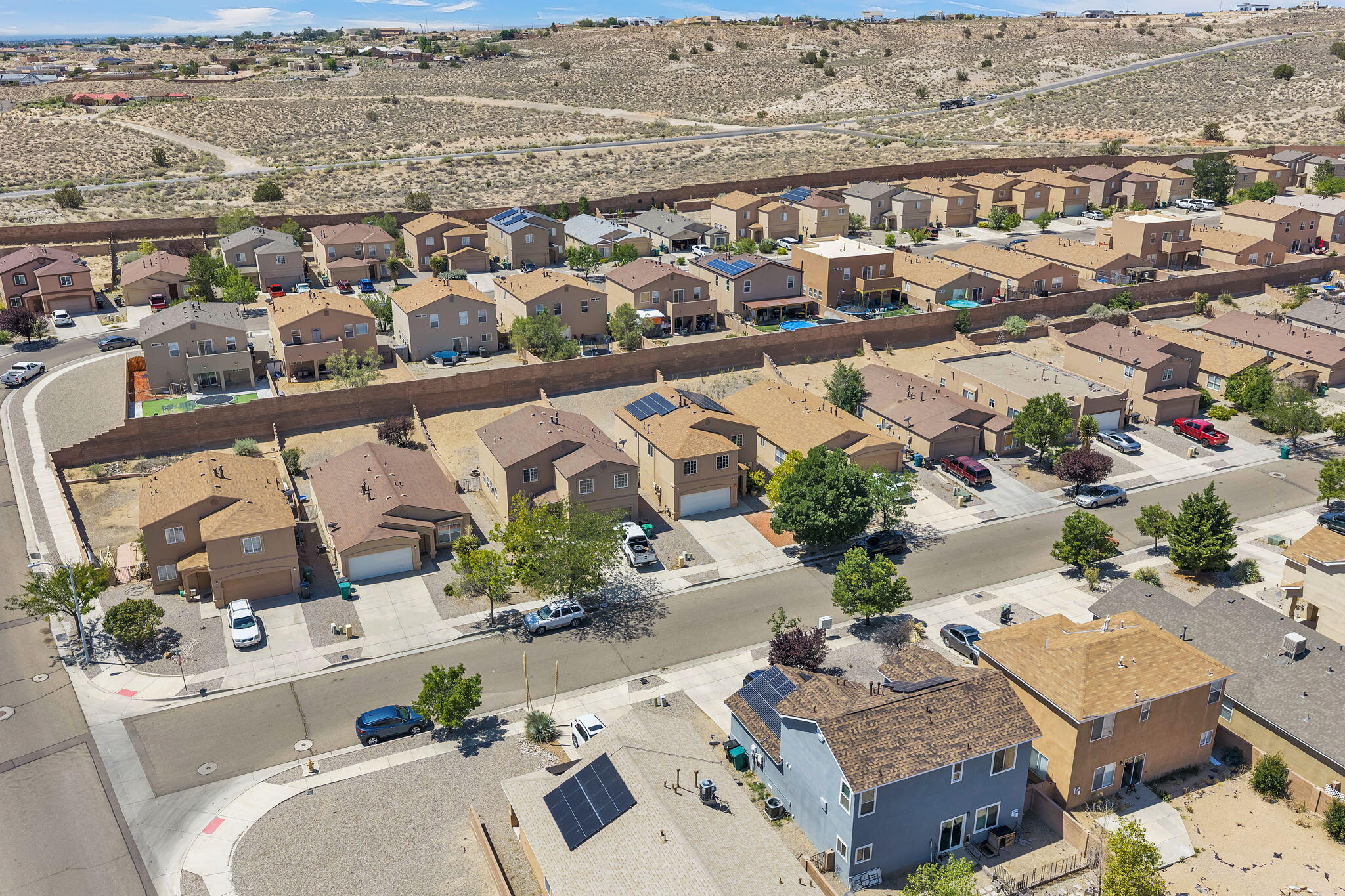 Photo 19 — 1852 Gallinas Road NE