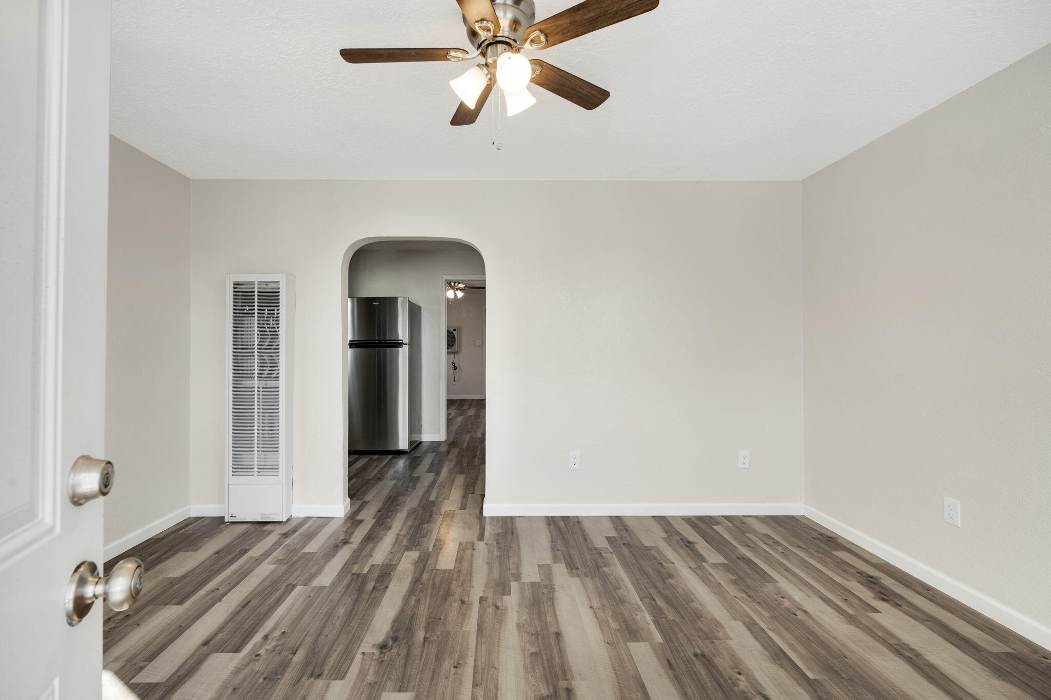 Photo 13 — 425 Fitzgerald Road NW
