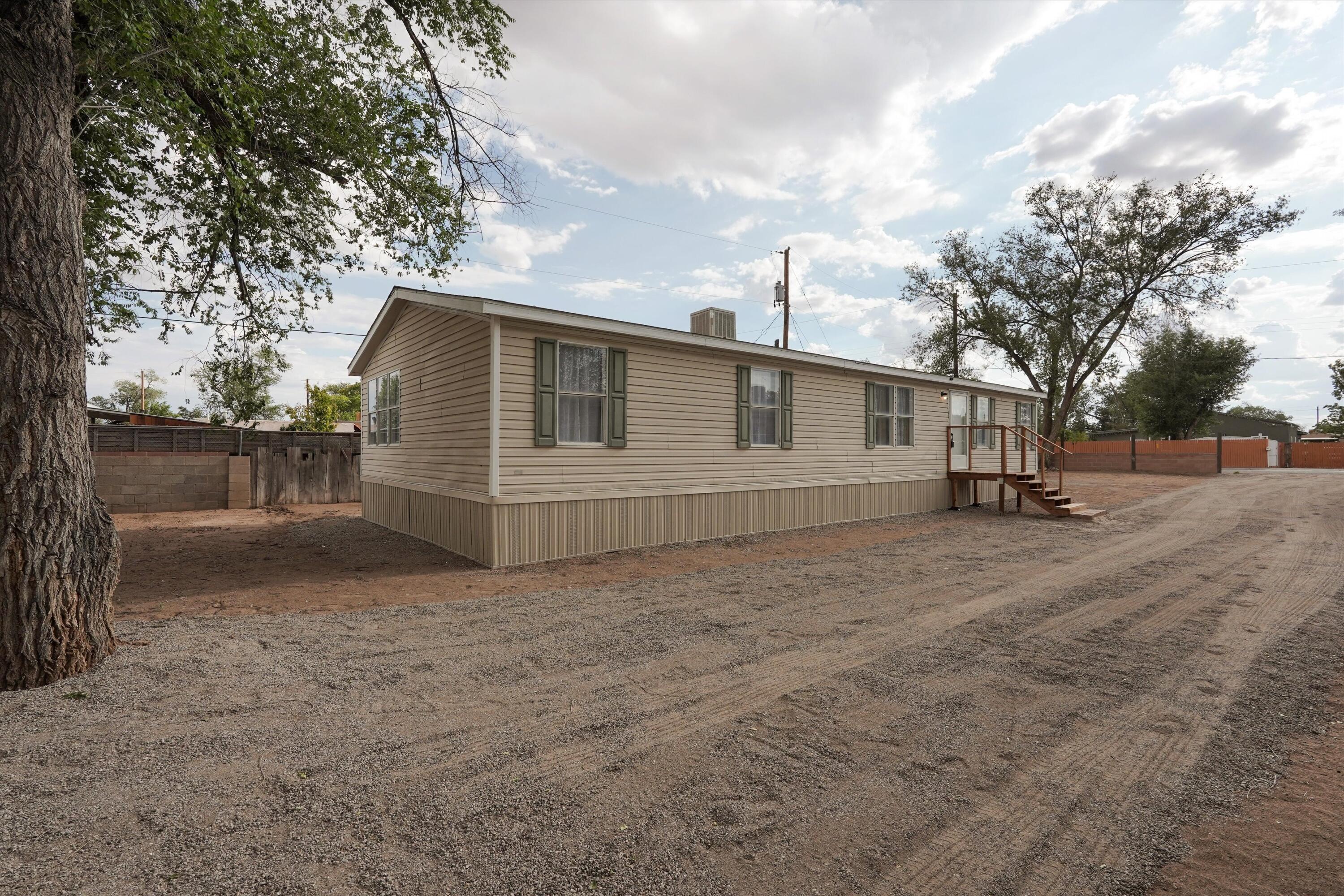 2106 Perry Road SW