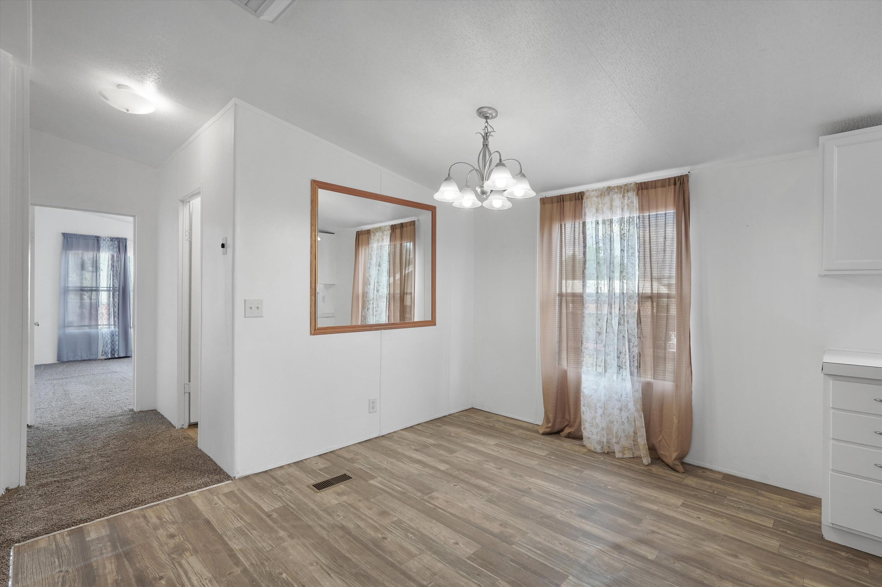 Photo 17 — 2106 Perry Road SW